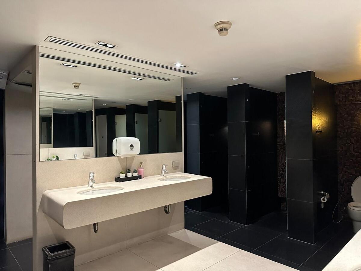Rare In Near Bts Thonglor! Apartment