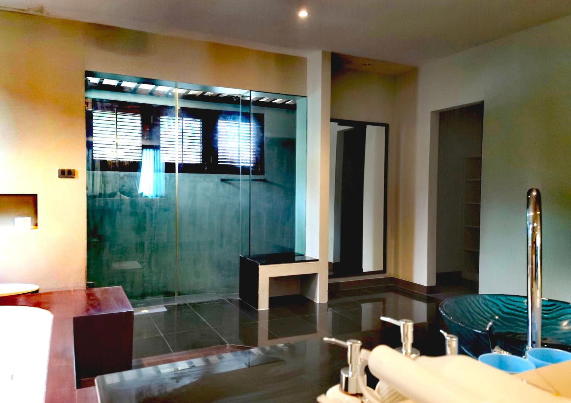 Luxury Pool 3 Min To Thonglor Bts & Nightlife Villa Bangkok