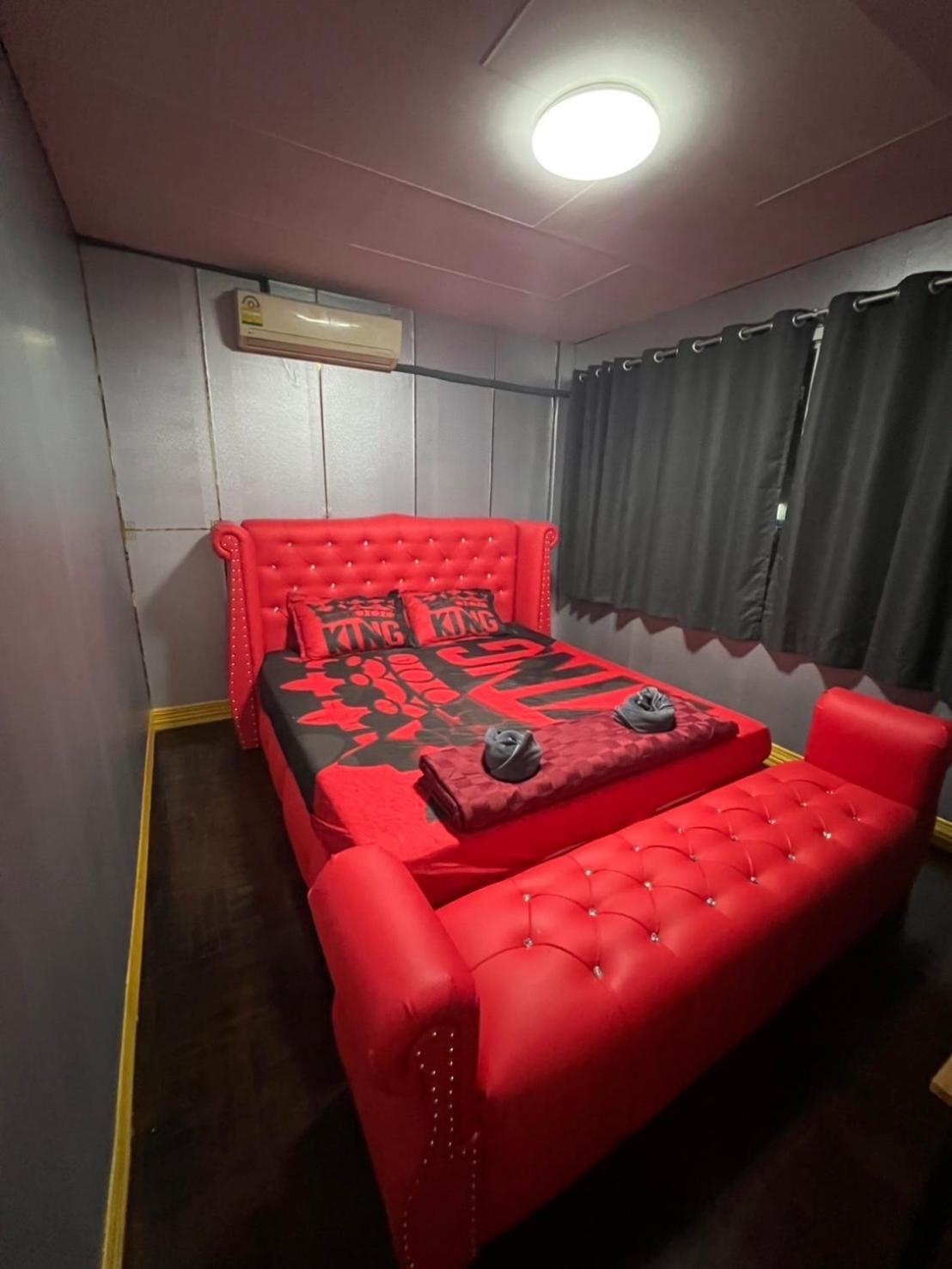 W District Hotel 3*