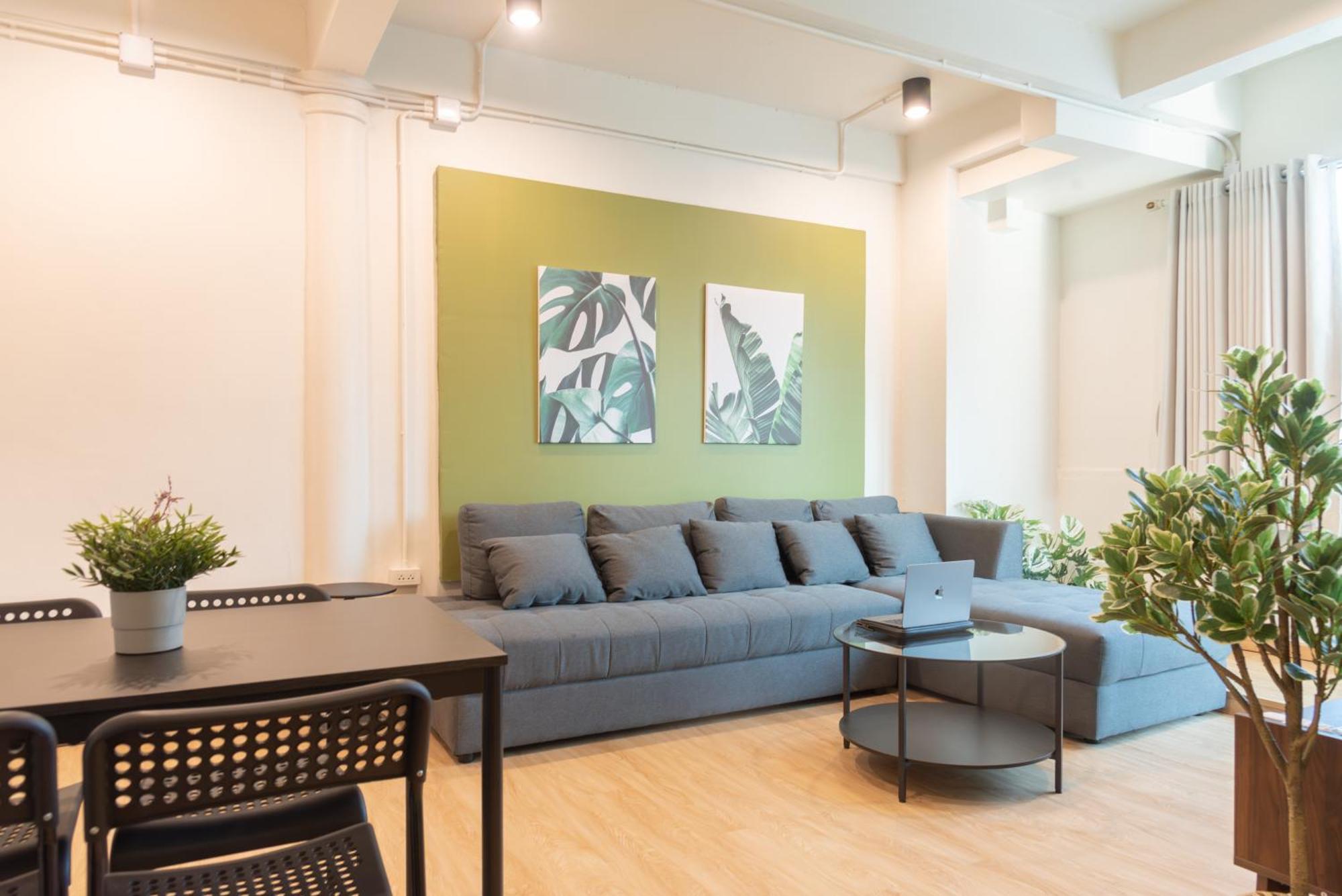Samyan Story Boutique