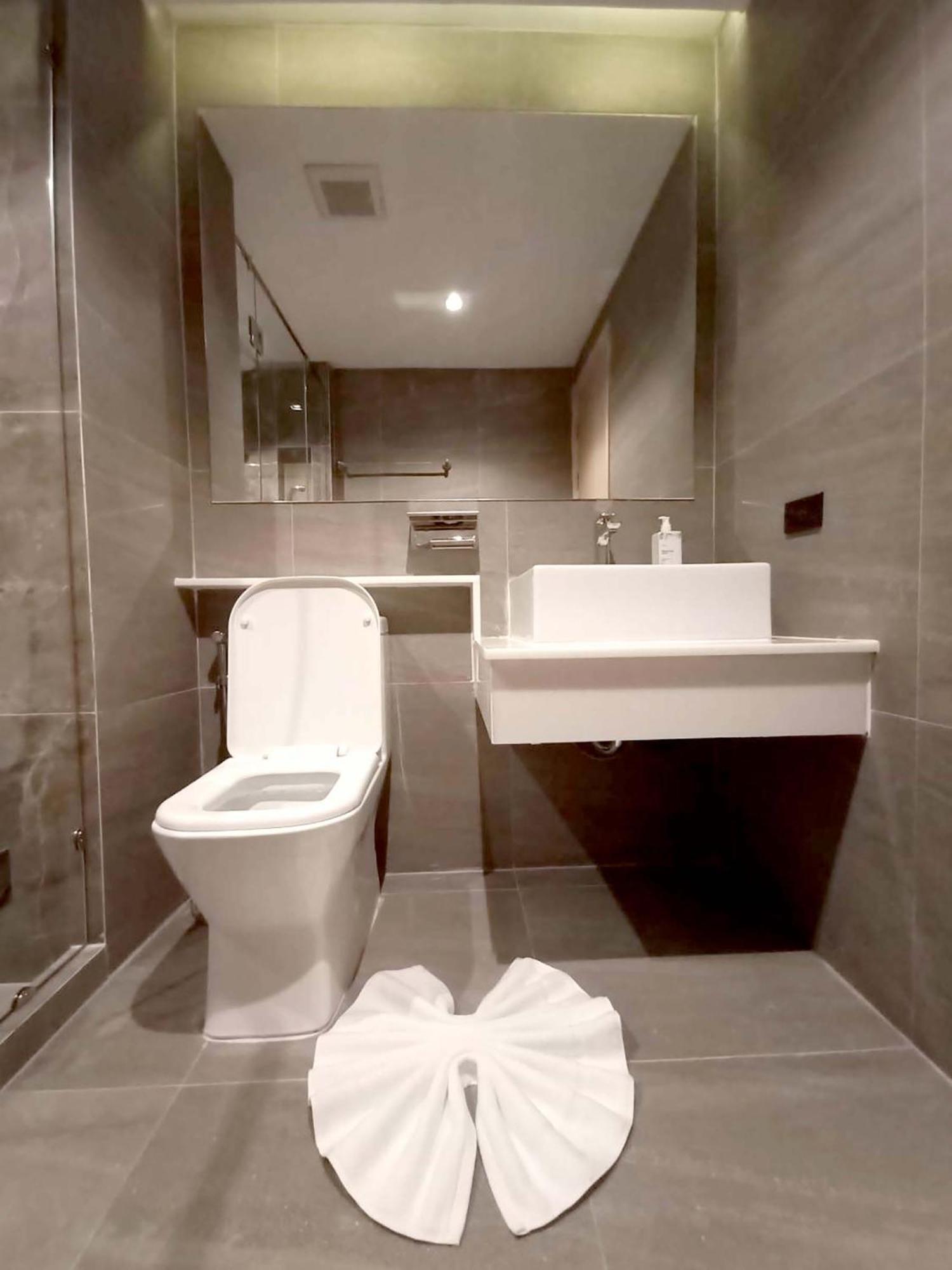 Hotel The 9