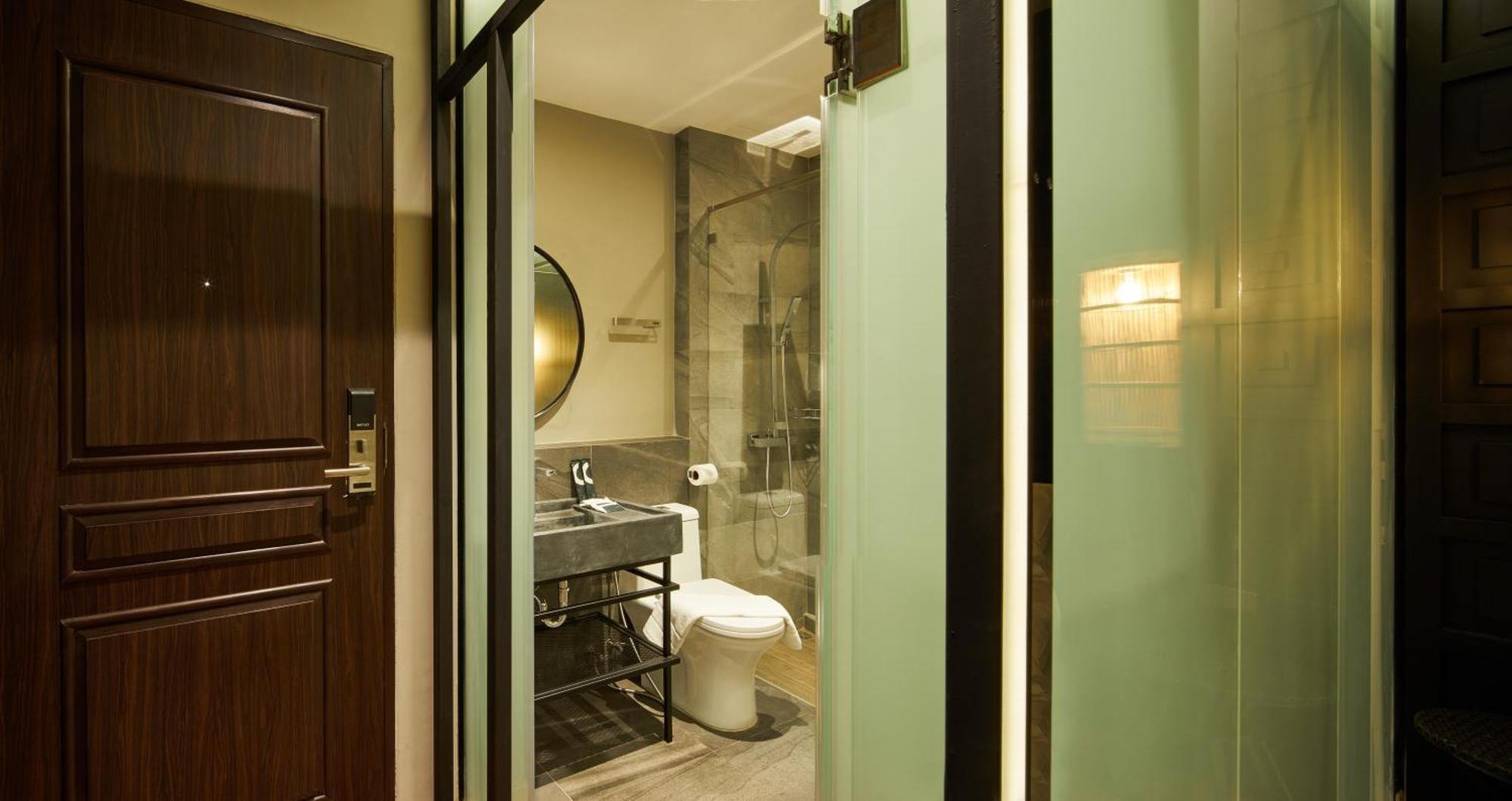 515 Victory Hotel