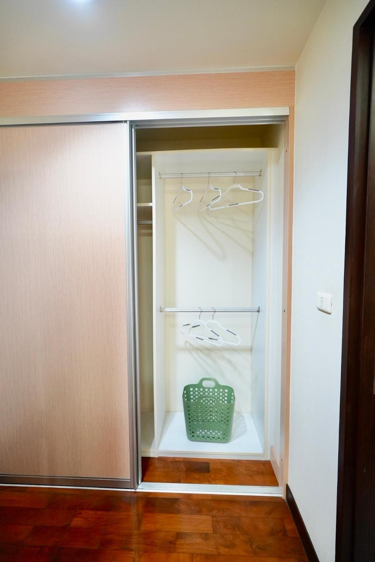 Baan Sukhumvit14 Apartment Bangkok
