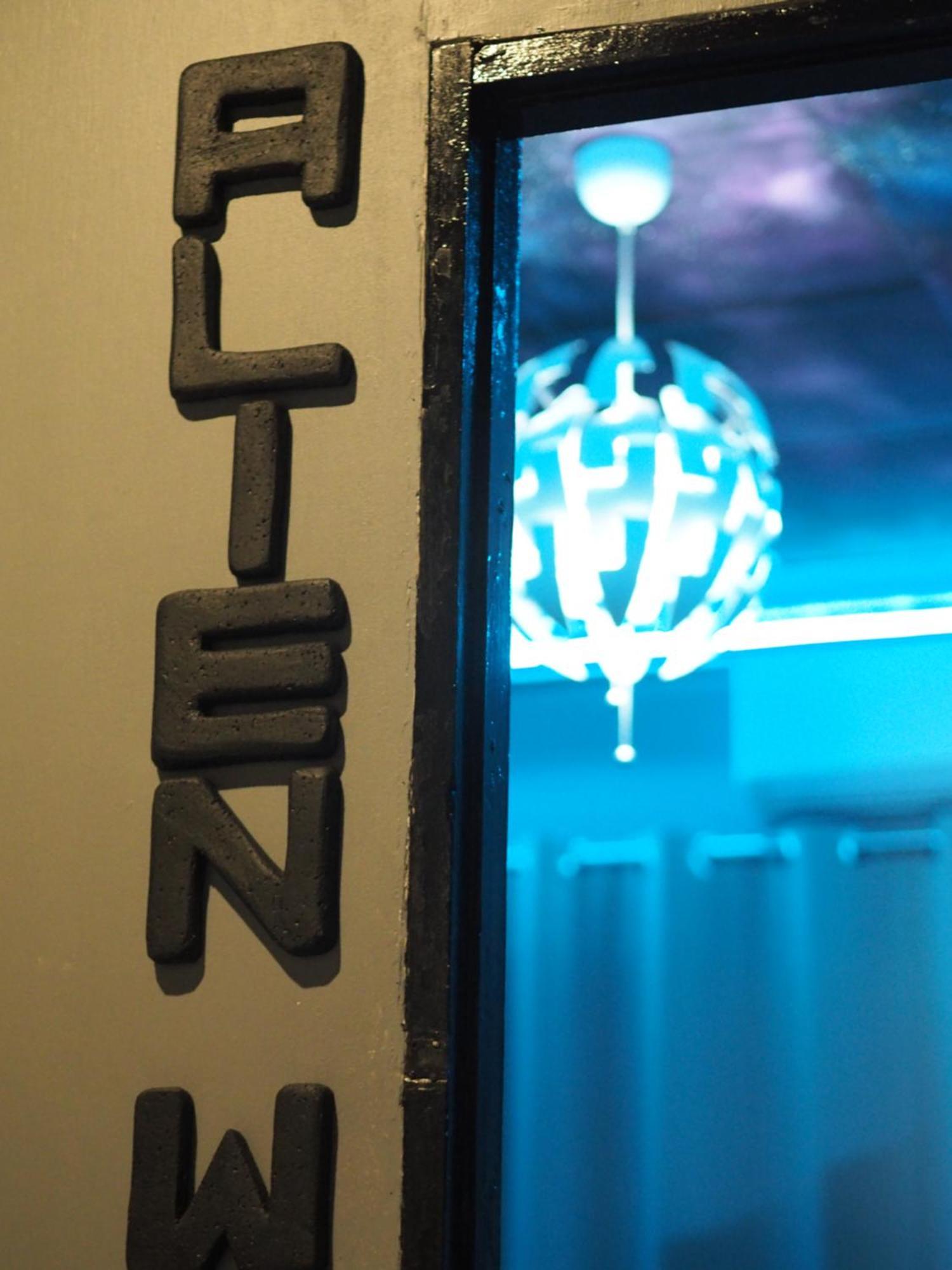 Doctor Alien Don Mueang Hostel Bangkok