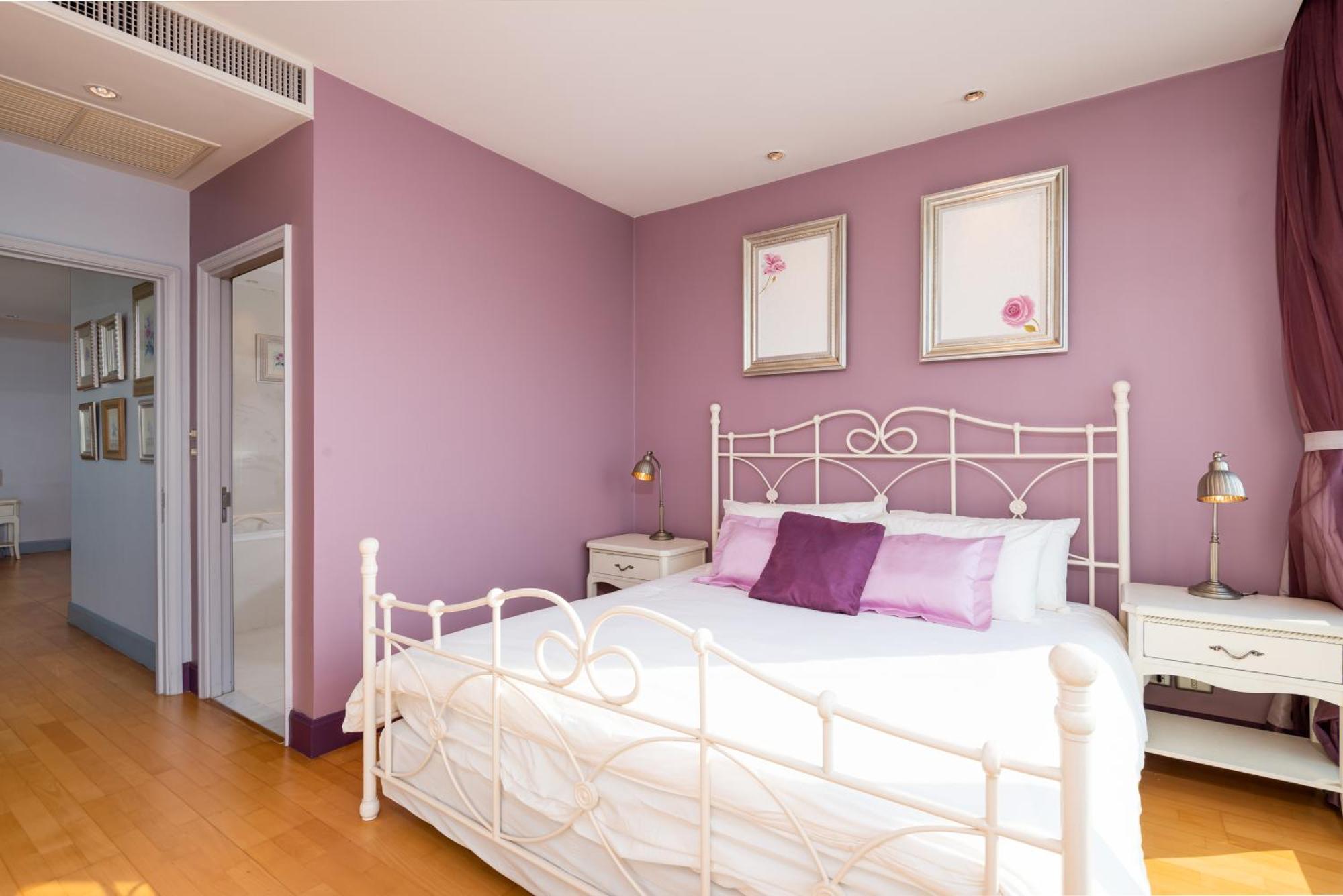 Skyvillas Residential Apartment *