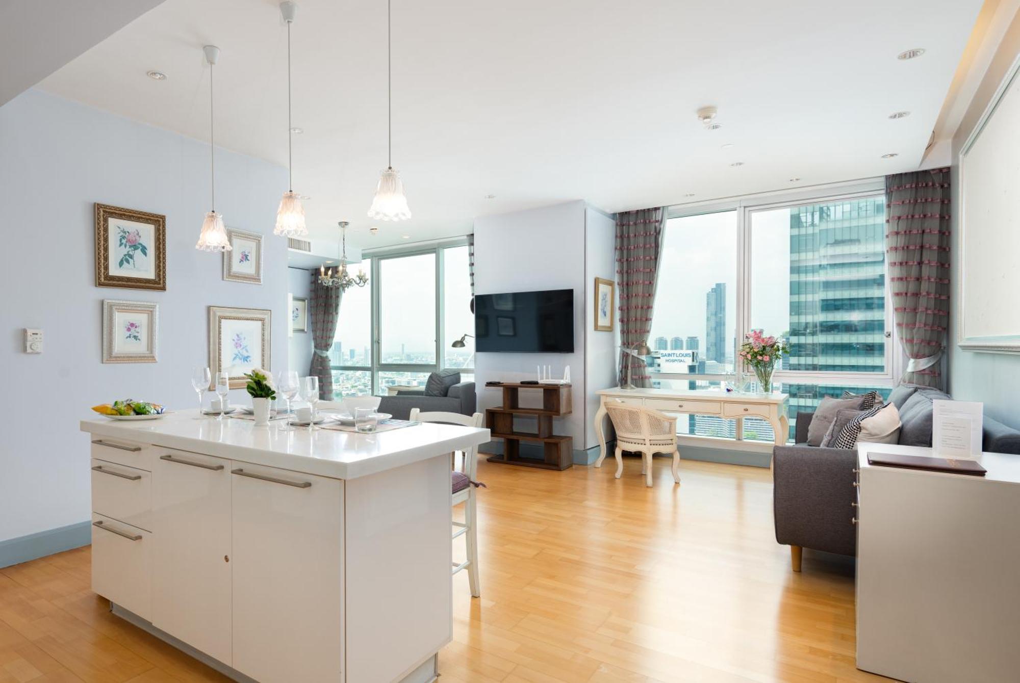 Skyvillas Residential Apartment Bangkok