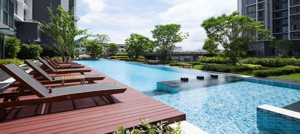 Ideo Mobi * Bangkok