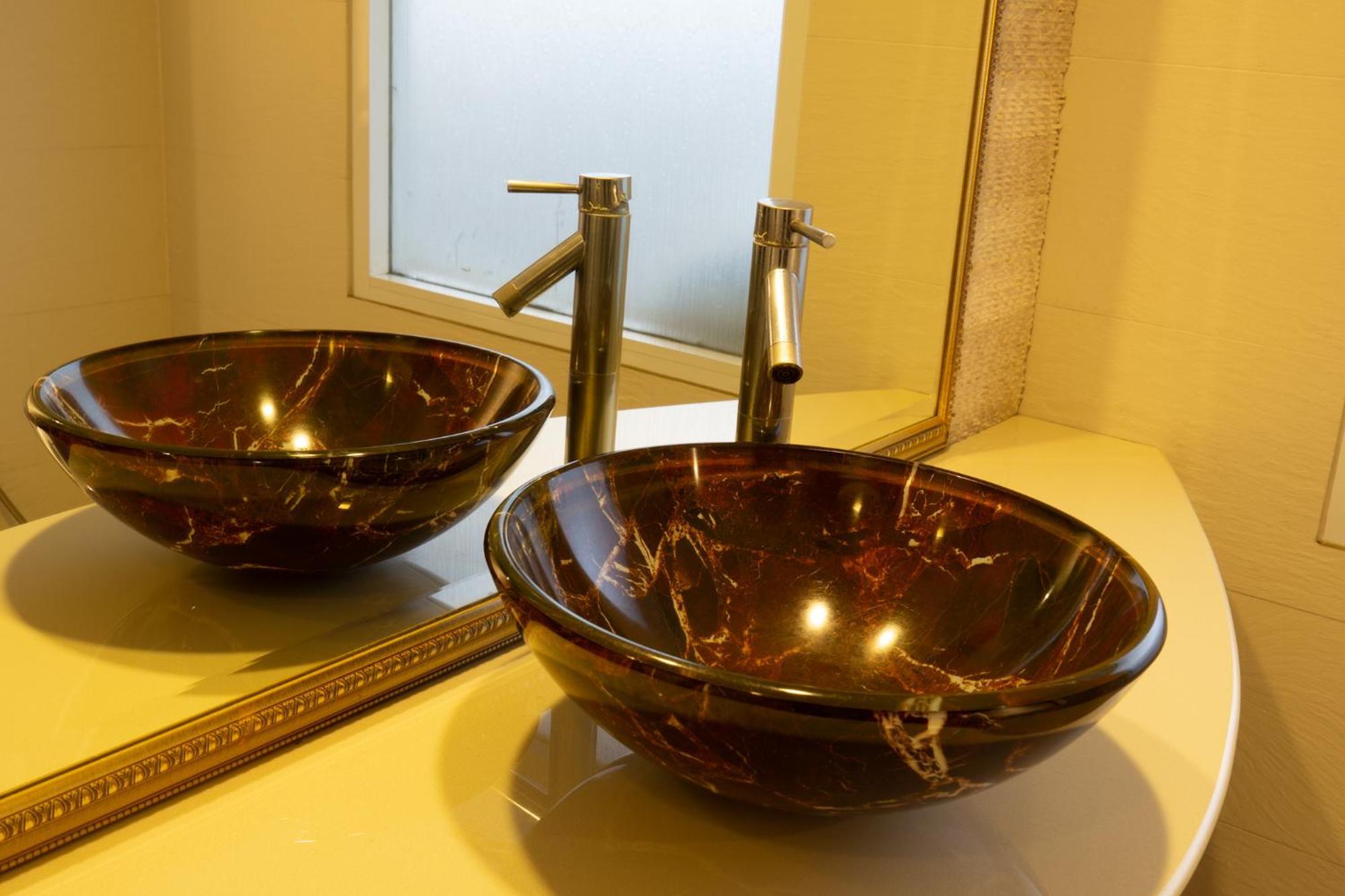 Luxury 4 Kingsize Bedrooms - & Modern Sukhumvit Bangkok