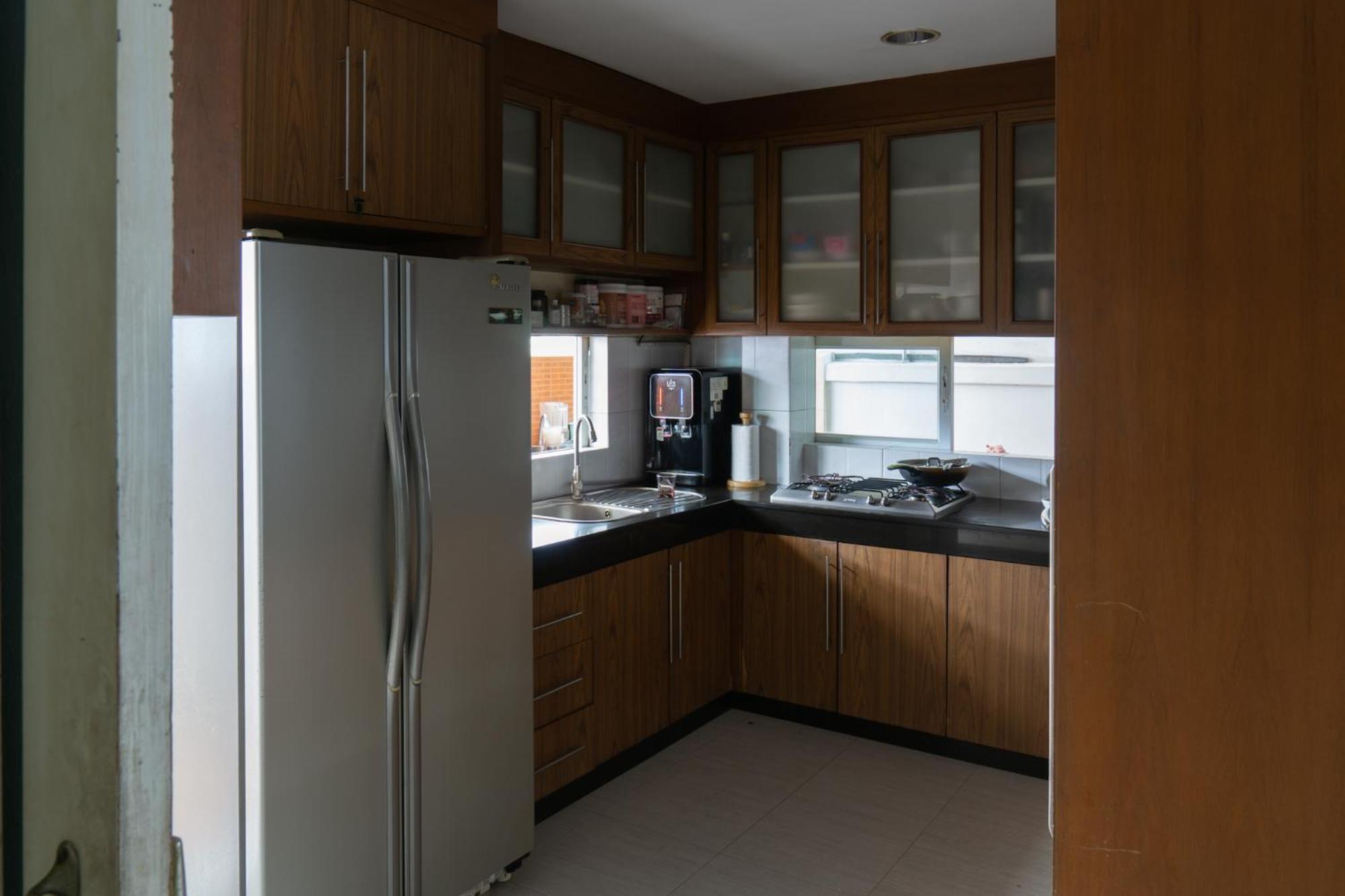 Luxury 4 Kingsize Bedrooms - & Modern Sukhumvit Villa *