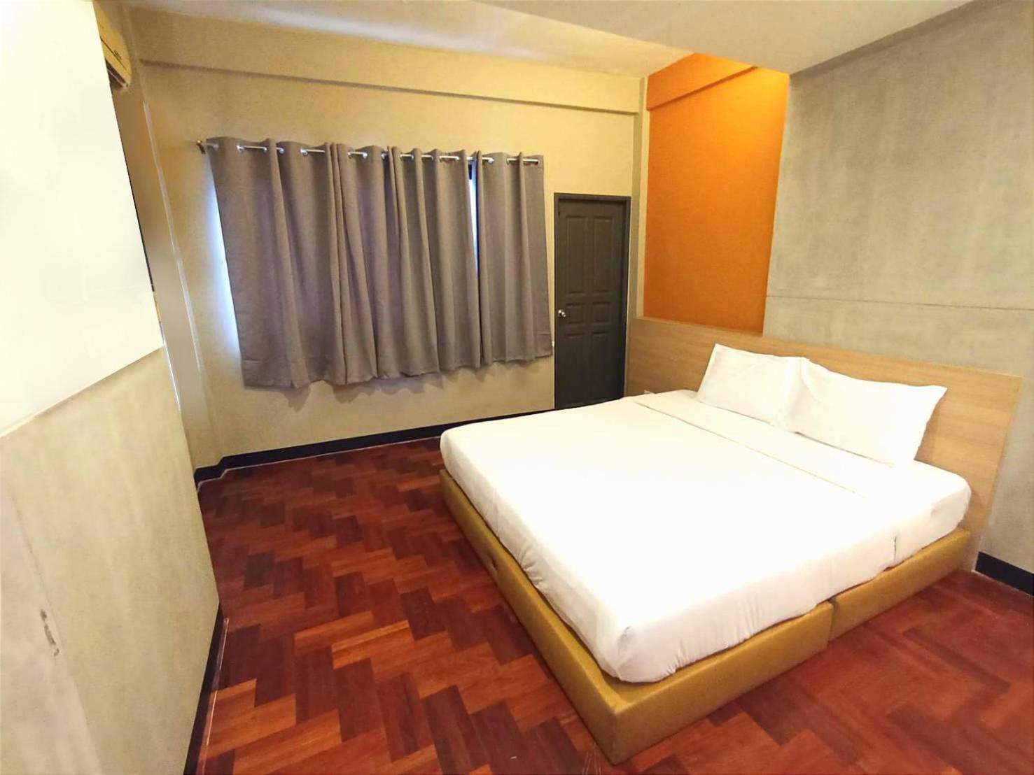 Apartment Go Silom Bts Surasak X โกอินน์ สีลม บีทีเอส สถานีสุรศักดิ์ Bangkok