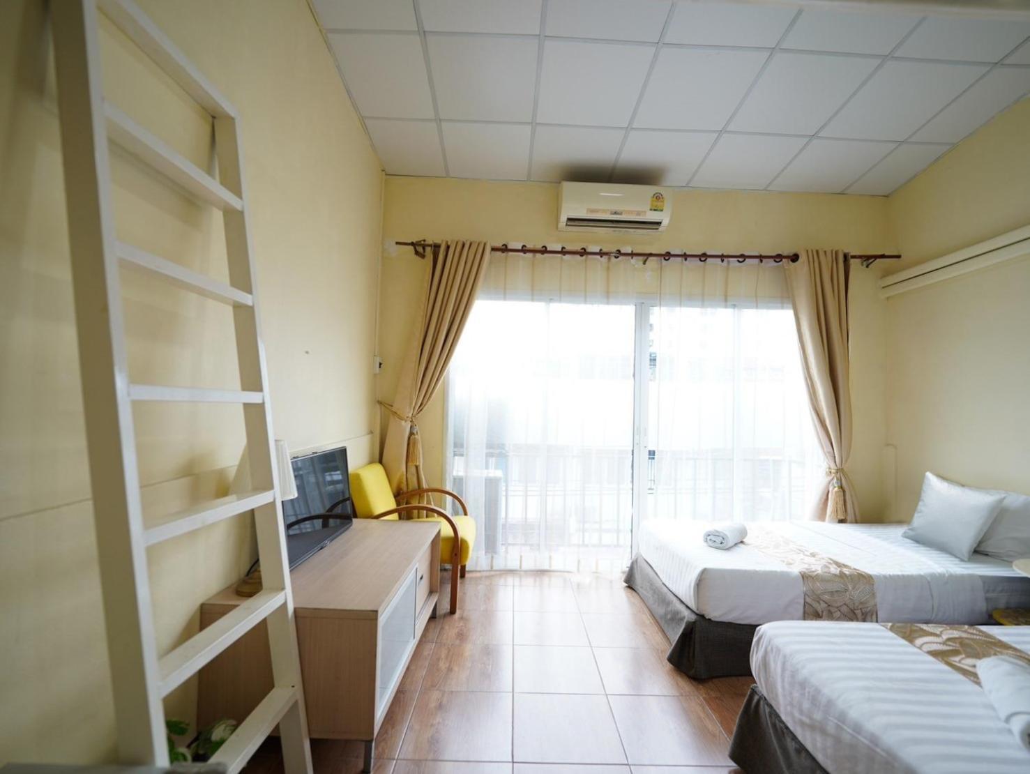 Hostel Ez Sleep @ Ratchada 19 *