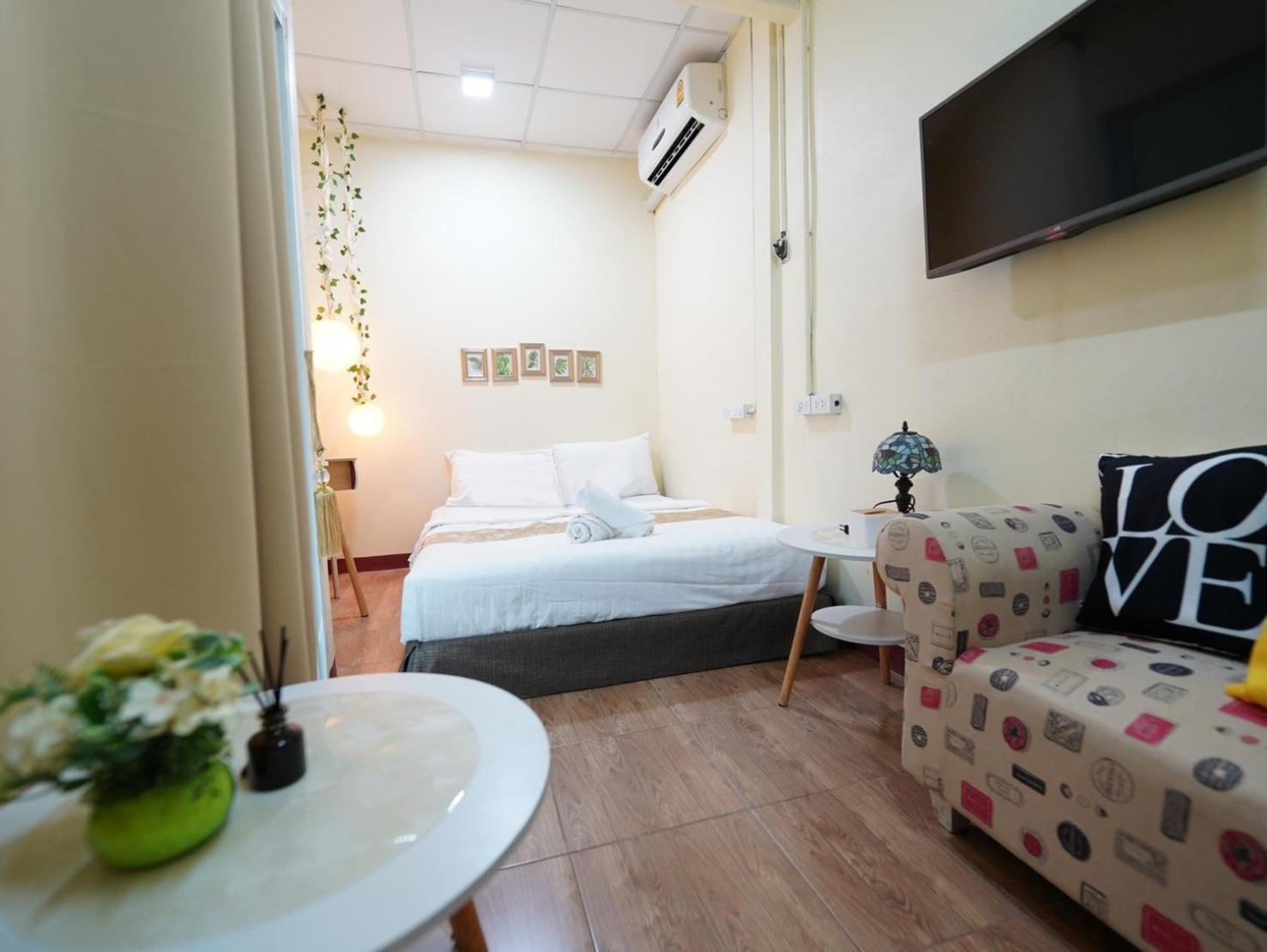 Hostel Ez Sleep @ Ratchada 19 Bangkok