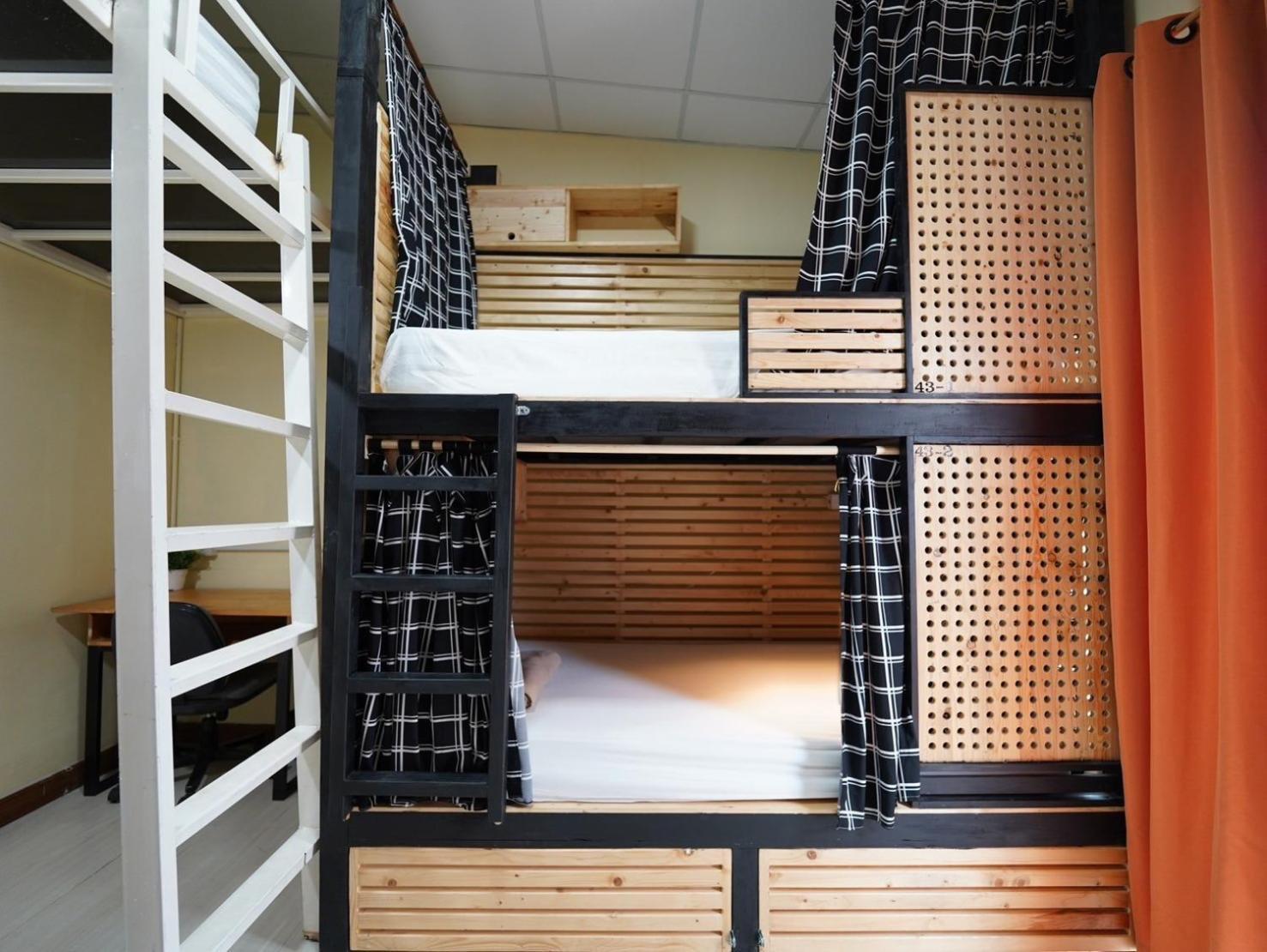 Hostel Ez Sleep @ Ratchada 19 Bangkok