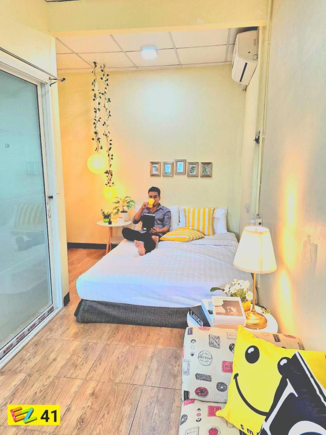 Ez Sleep @ Ratchada 19 Hostel *