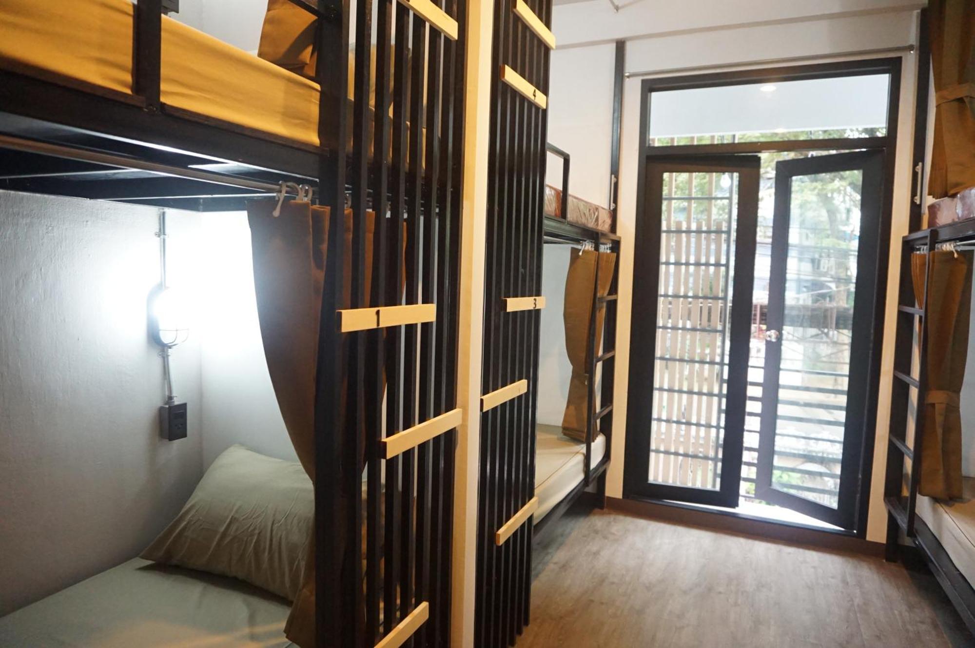 Asrama Feel Good Bangkok Hostel