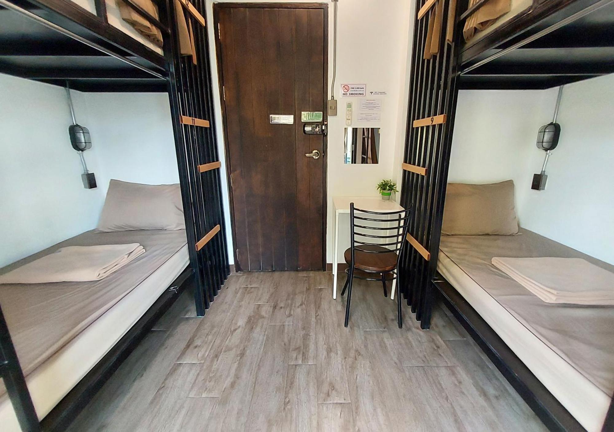 Feel Good Bangkok Hostel Hostel Bangkok