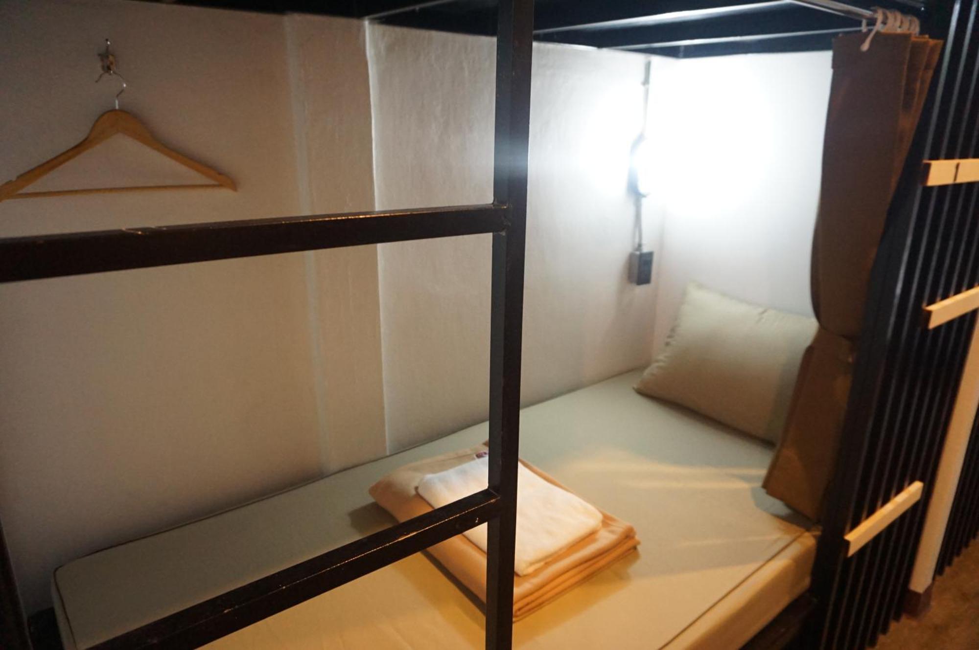 Feel Good Bangkok Hostel *