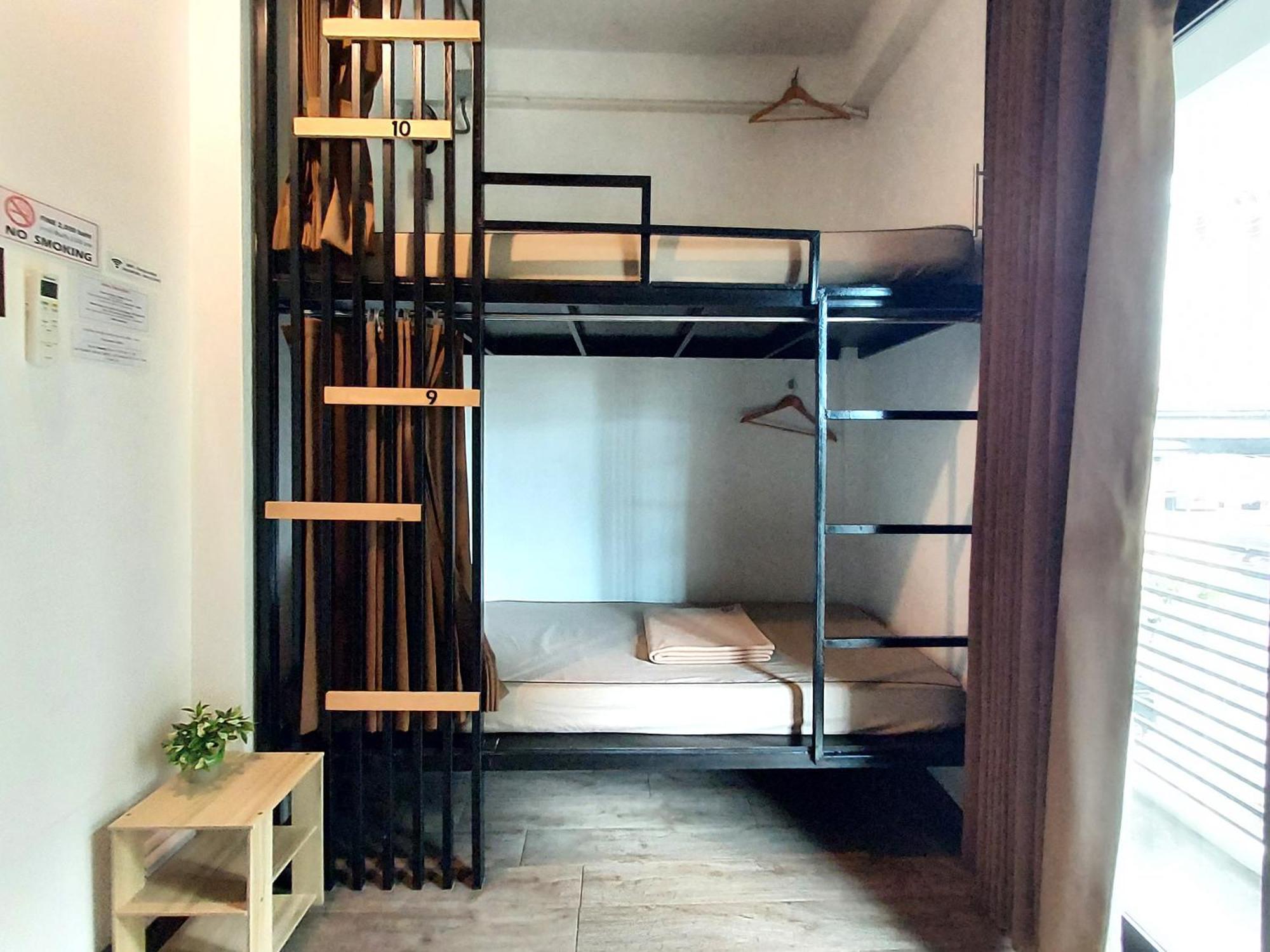 Hostel Feel Good Bangkok Hostel Bangkok