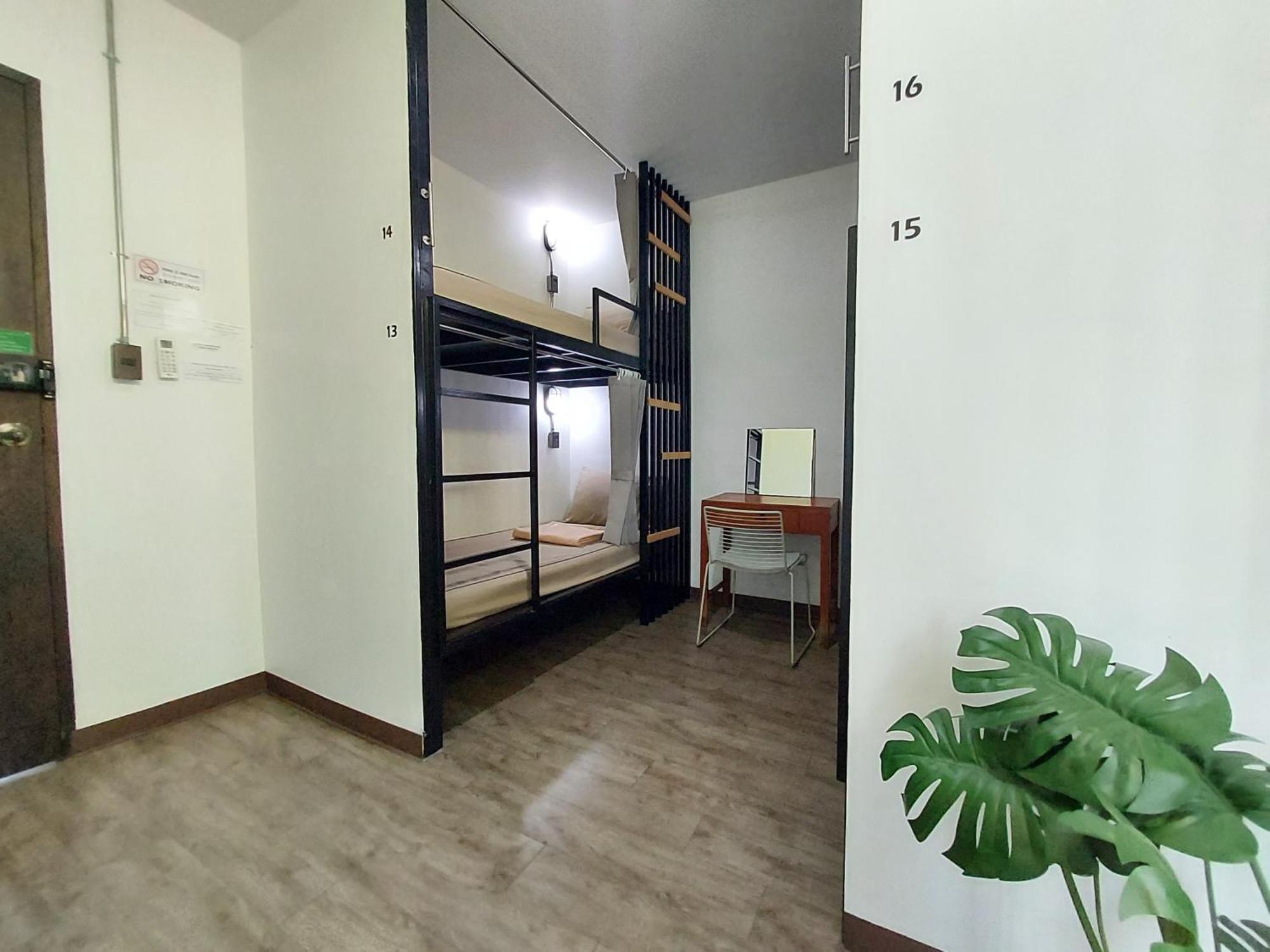 Feel Good Bangkok Hostel Asrama Bangkok