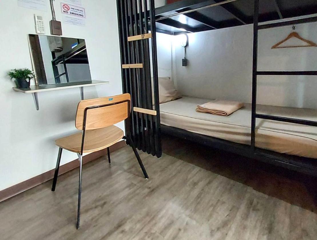 Feel Good Bangkok Hostel