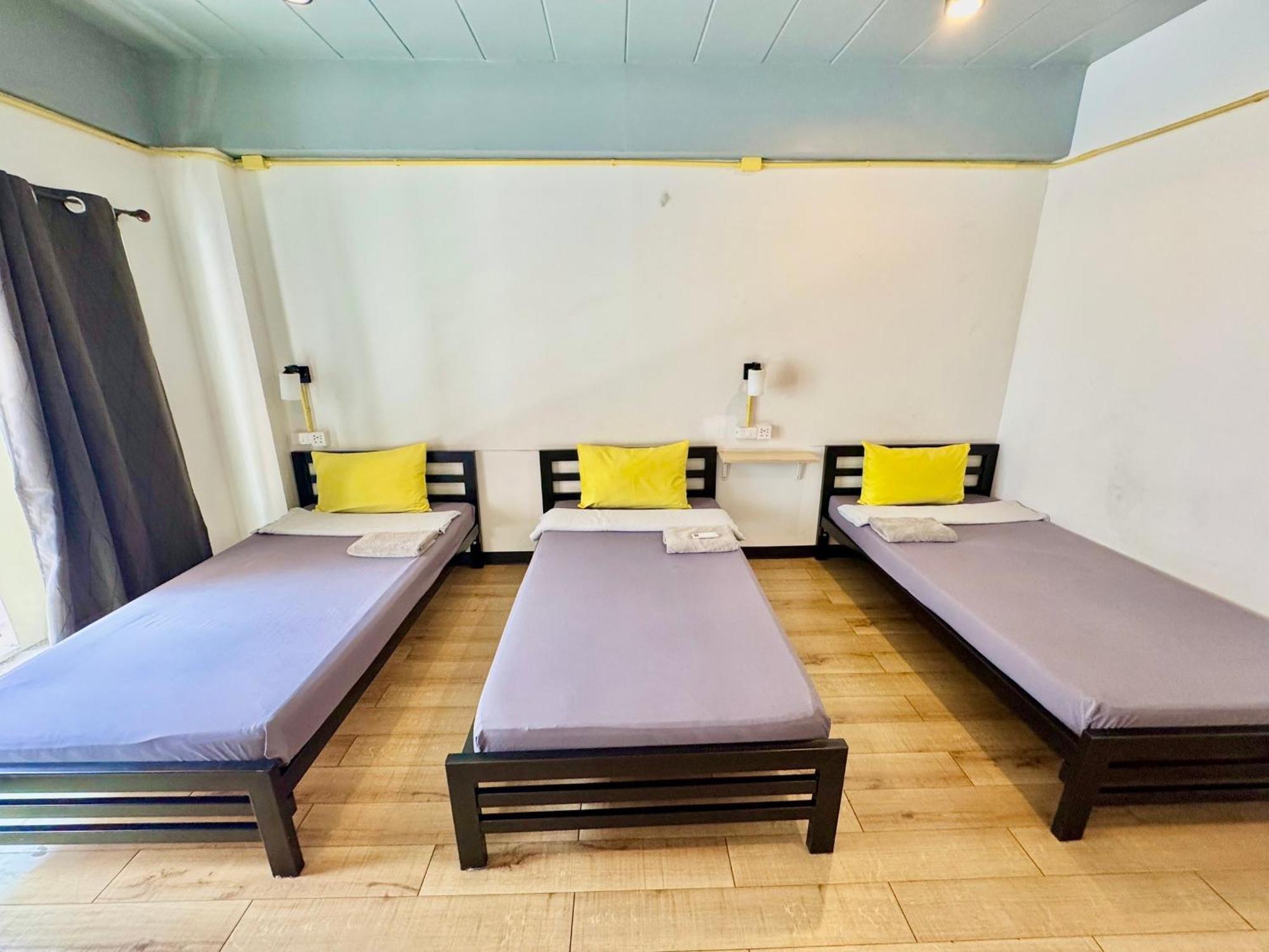 Bed Suvarnabhumi Hostel *