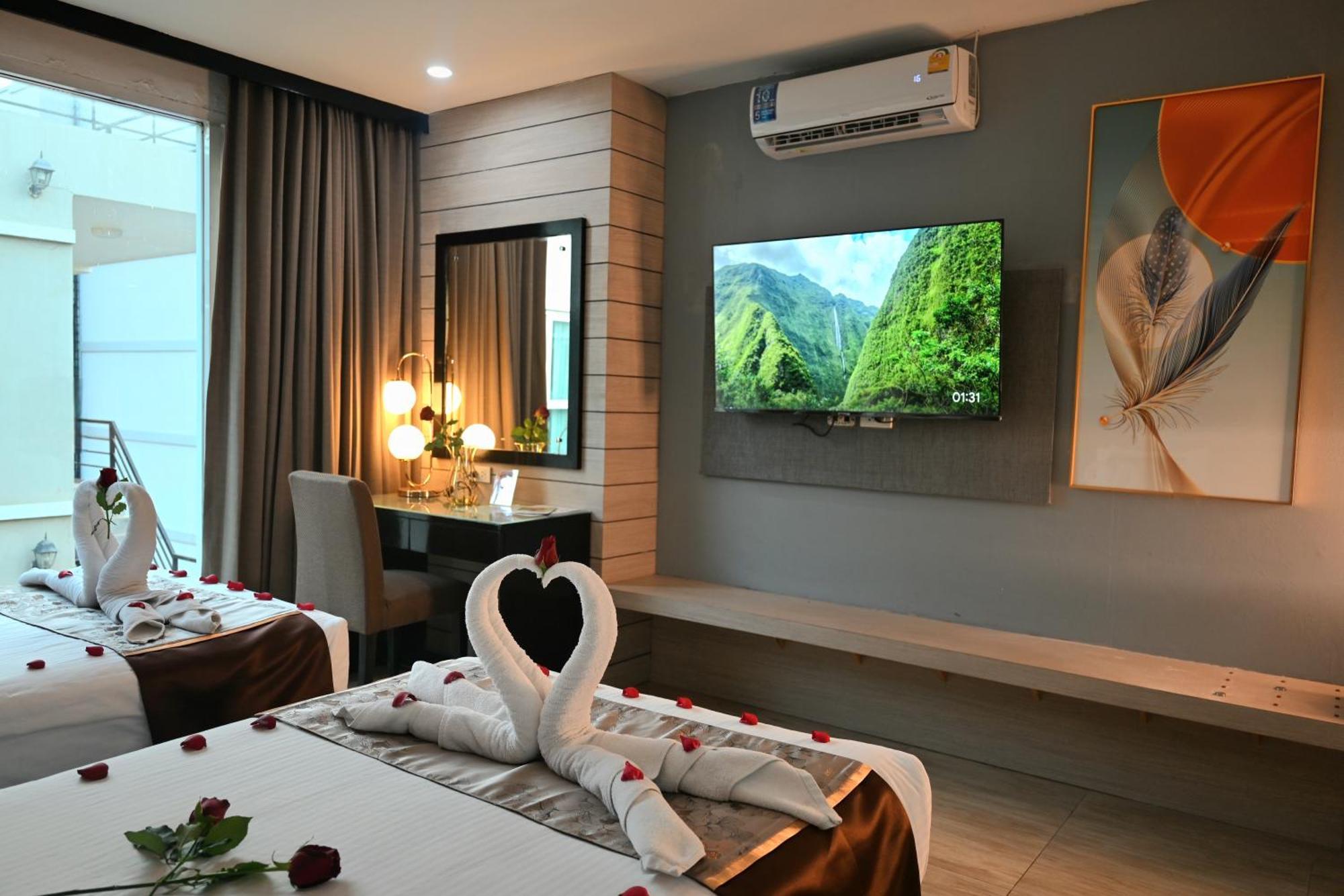 Boss Nana Hotel 4*