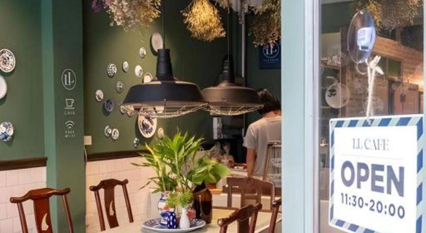 Live Local Cafe & Accommodatie bij particulieren Bangkok