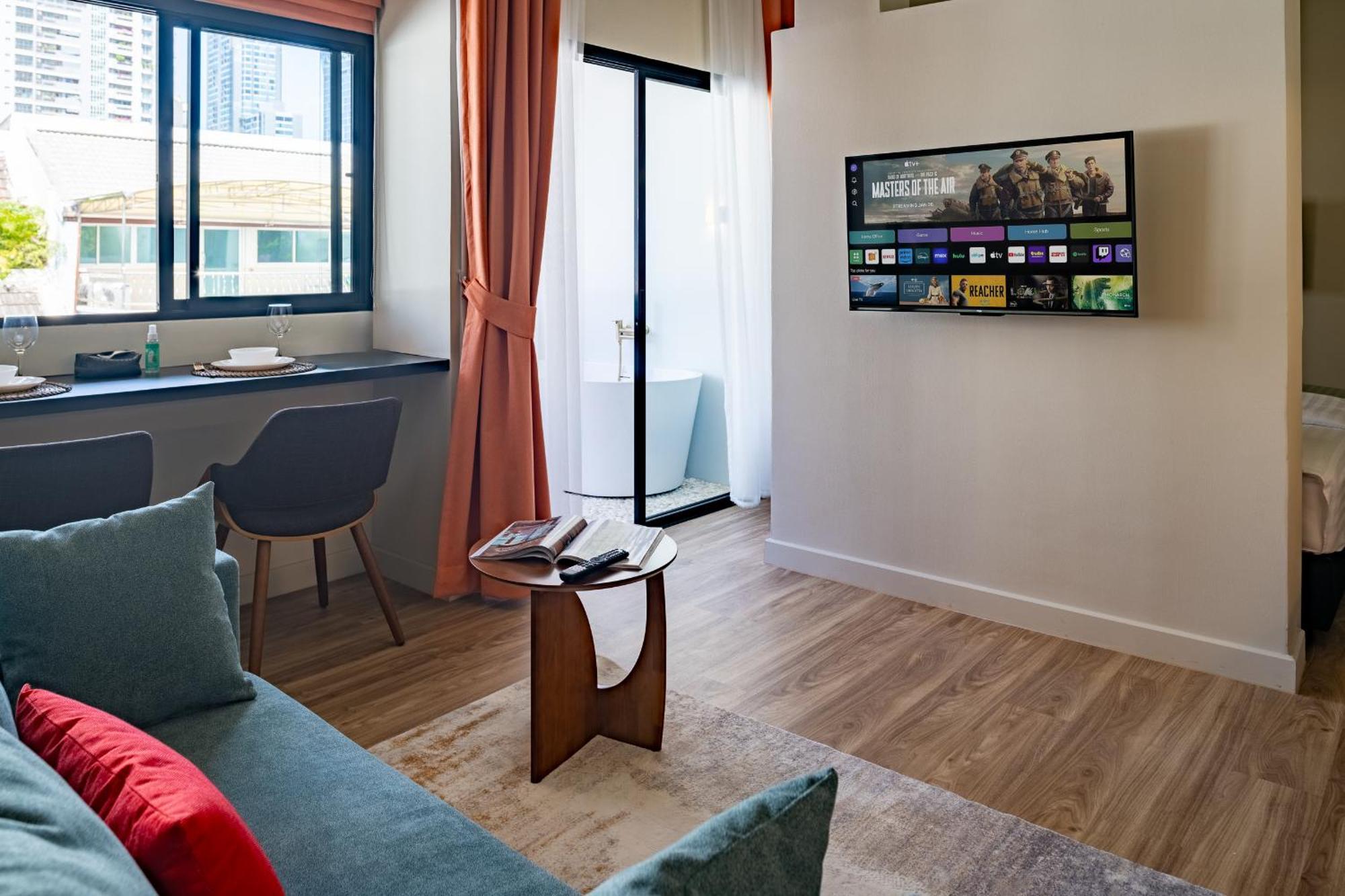 Axis Bangkok - Near Queen Sirikit National Convention Center