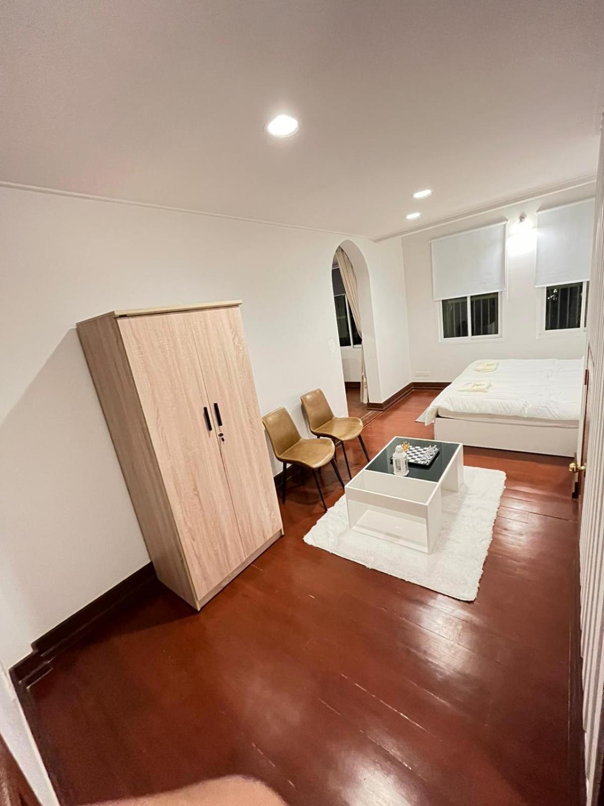 The Silk Road Old Town Chinatown Guest house *