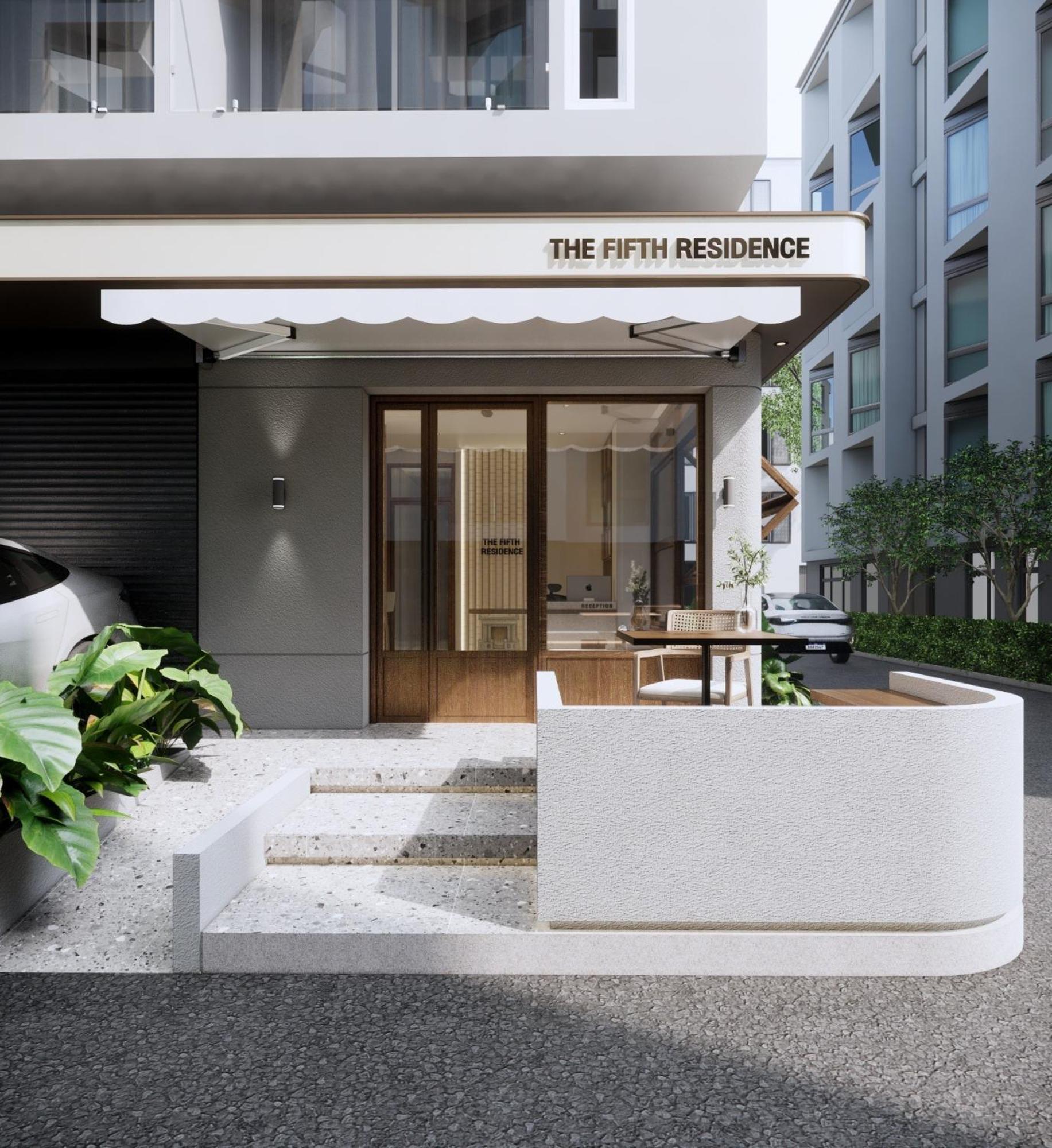 Hotel The Fifth 2*