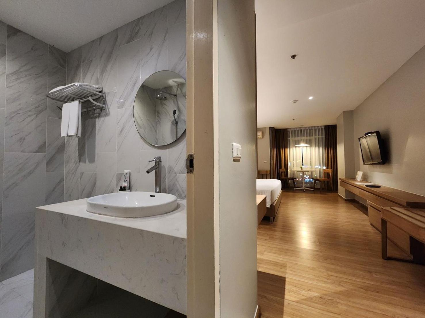 Brighton Hotel 5*