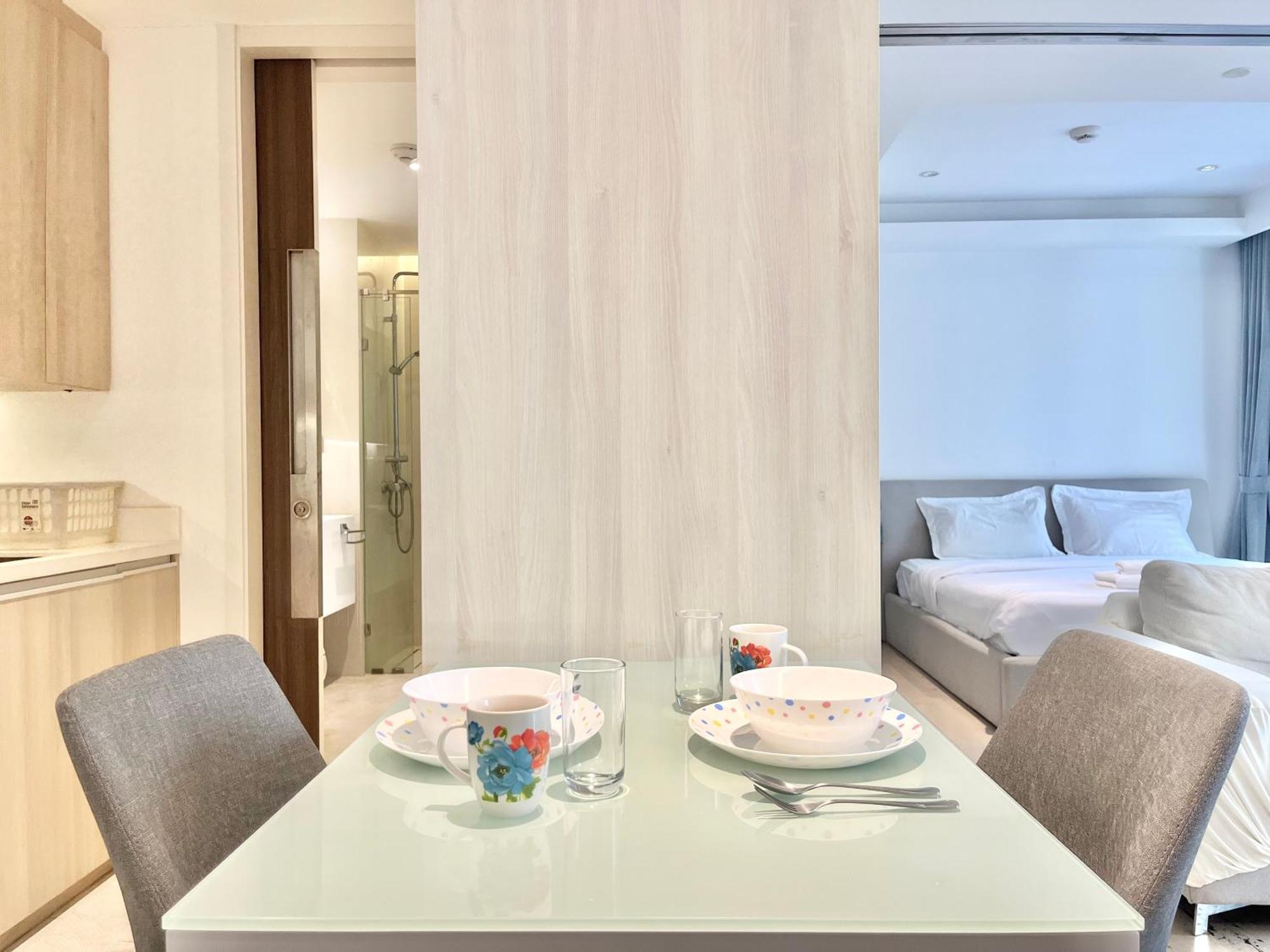 Sukhumvit 11#luxury#pool#gym#bts Nana&mrt Sukhumvit#1br#max2ppl