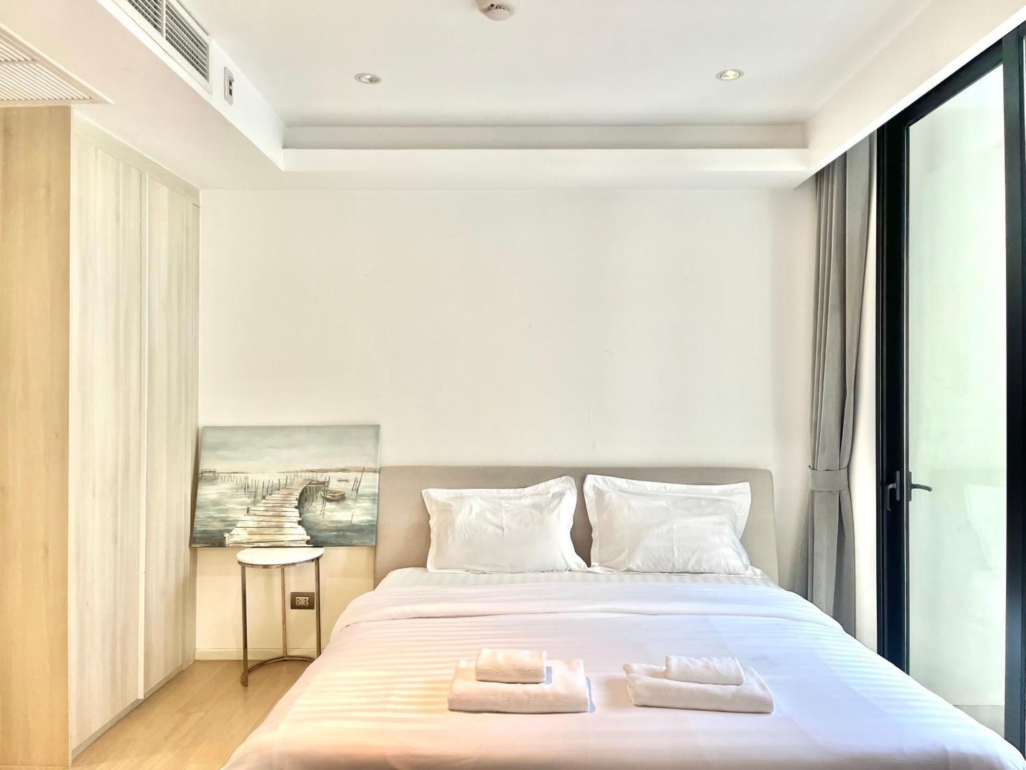 Sukhumvit 11#luxury#pool#gym#bts Nana&mrt Sukhumvit#1br#max2ppl Apartment Bangkok