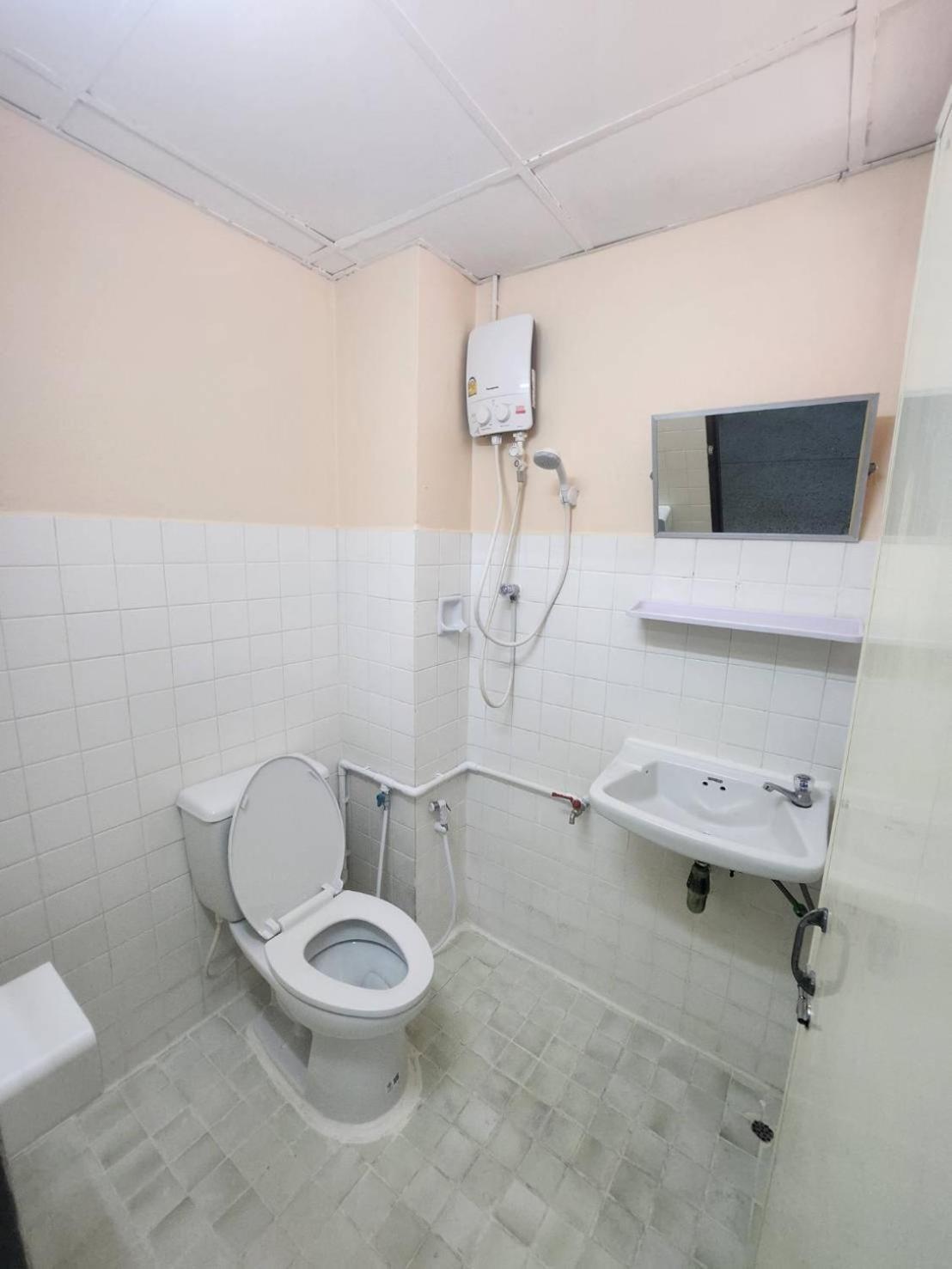 Phra Khanong Bts Apartment