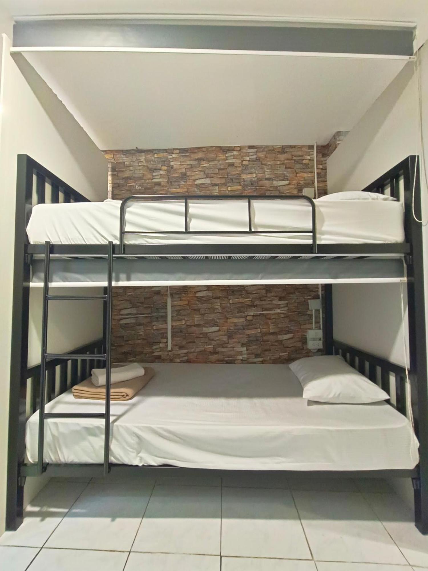 Cozy Asoke Hotel Bangkok