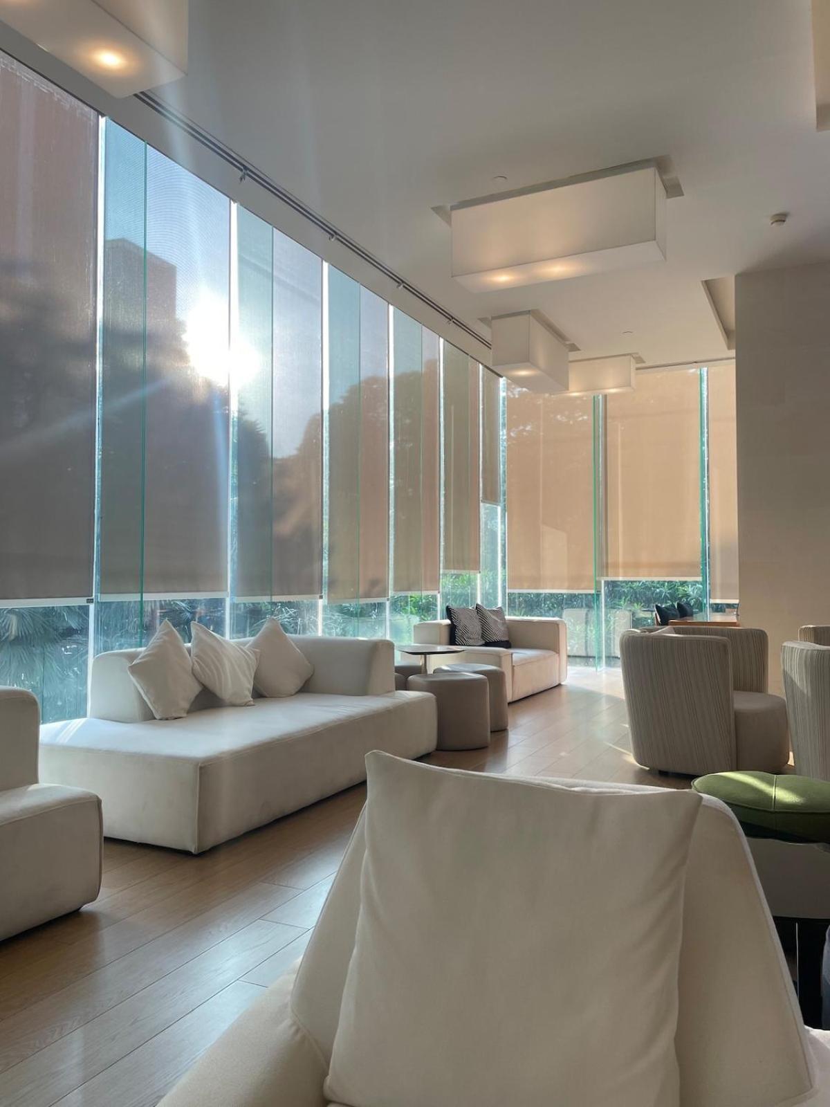 Modern Luxury 55 Sqm Highfloor View Asok Apartment
