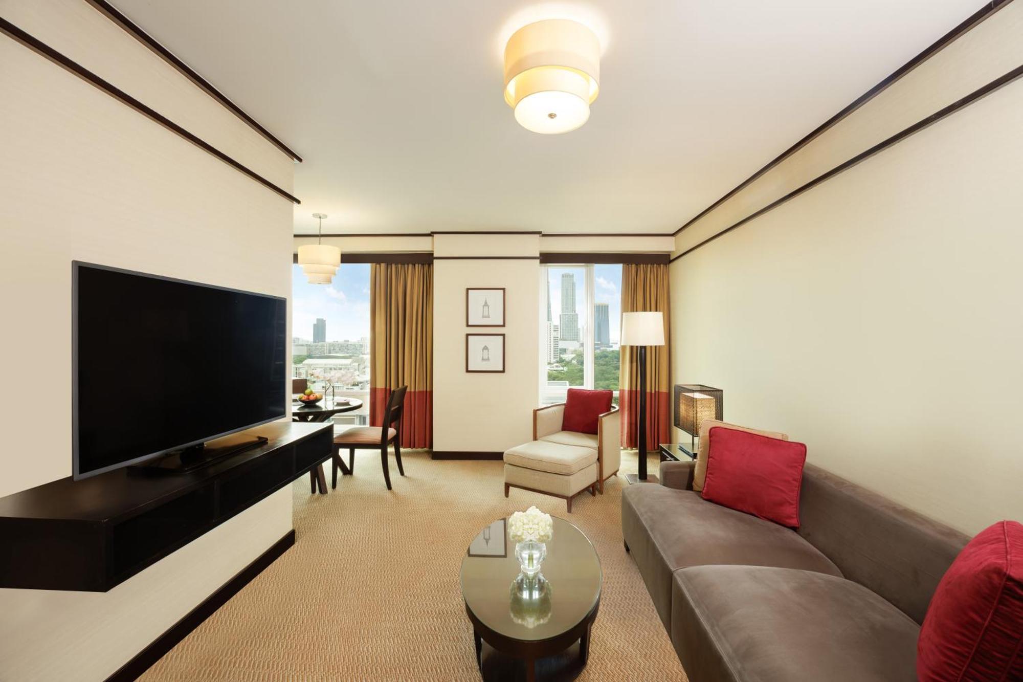 Conrad Residences 5*