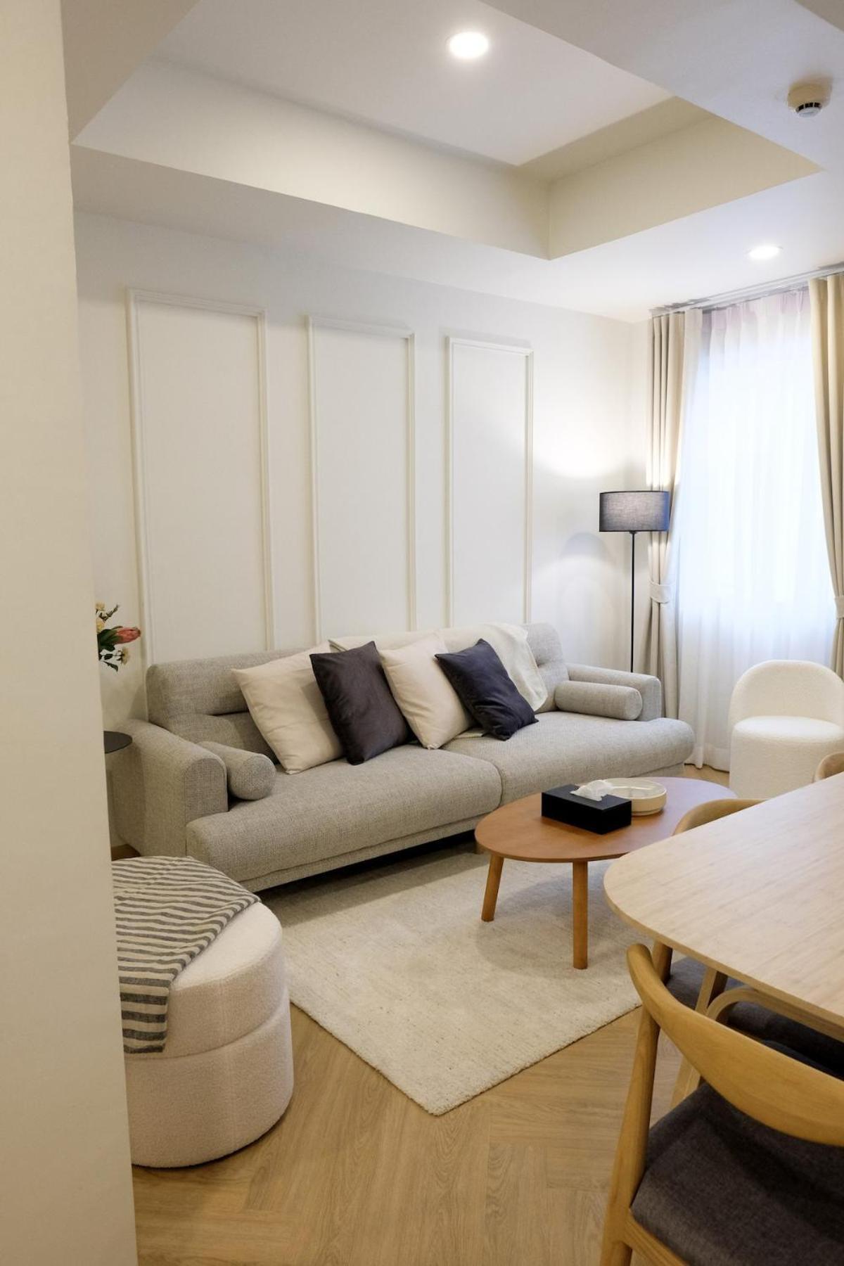 Apartment Whole Floor, 3 Bed 3 Bath, 1 Min To Bts Prompong Bangkok