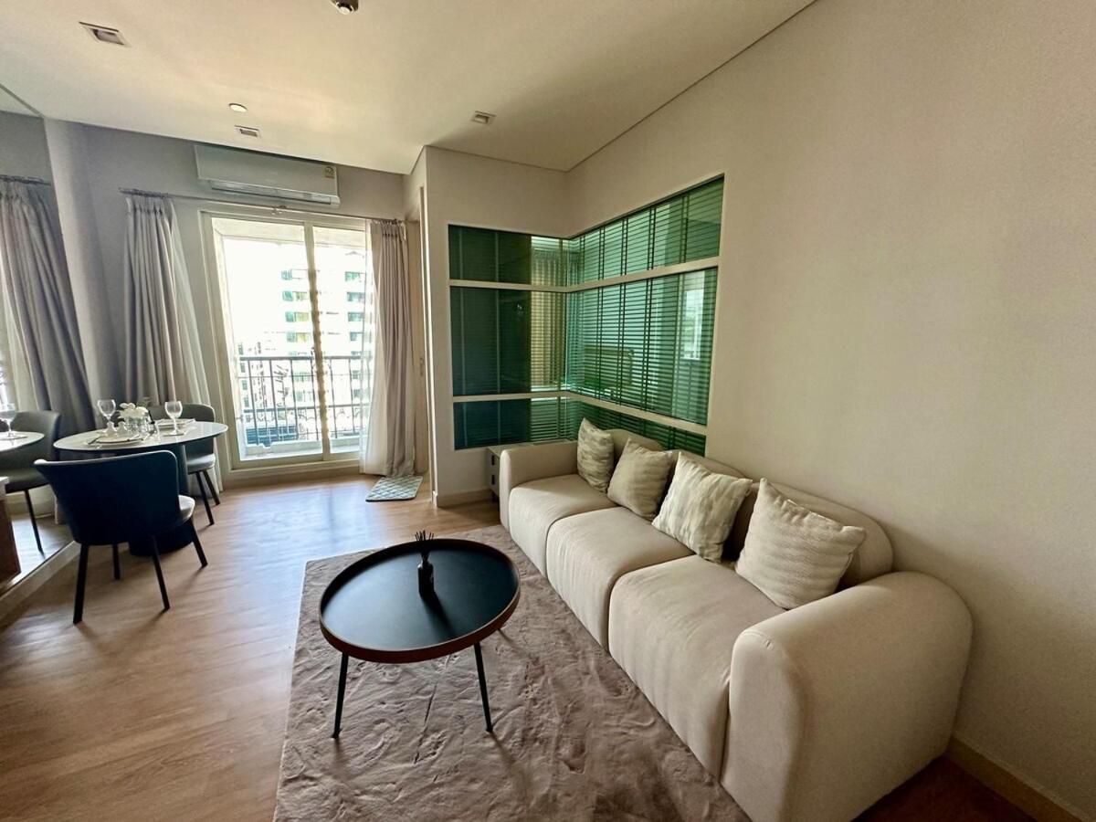 Luxury At Watthana Apartment Bangkok