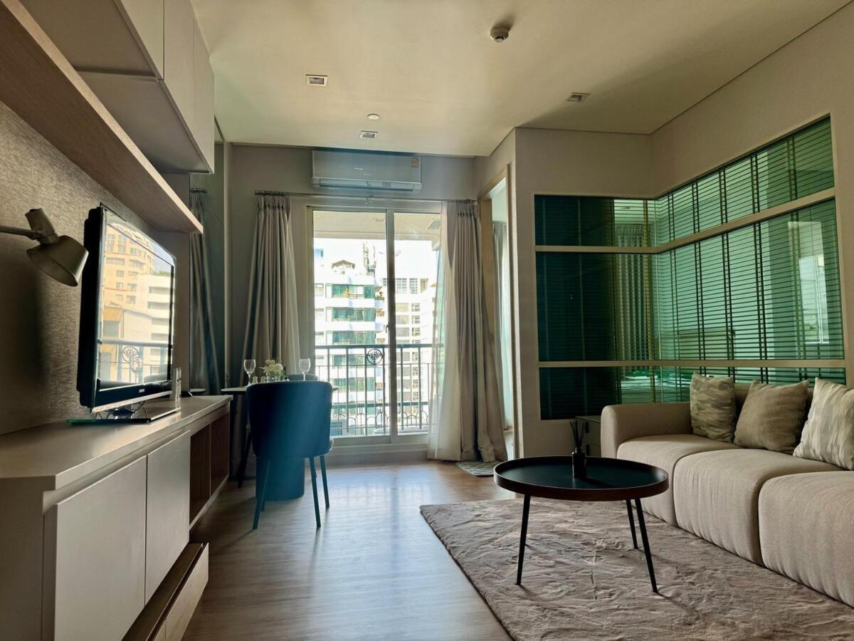 Luxury At Watthana
