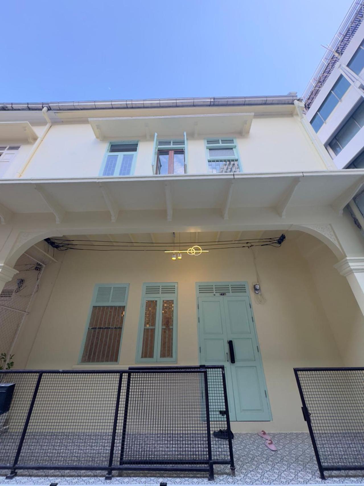 House 3 Rooms,silom,china Town,bts Surasak Villa