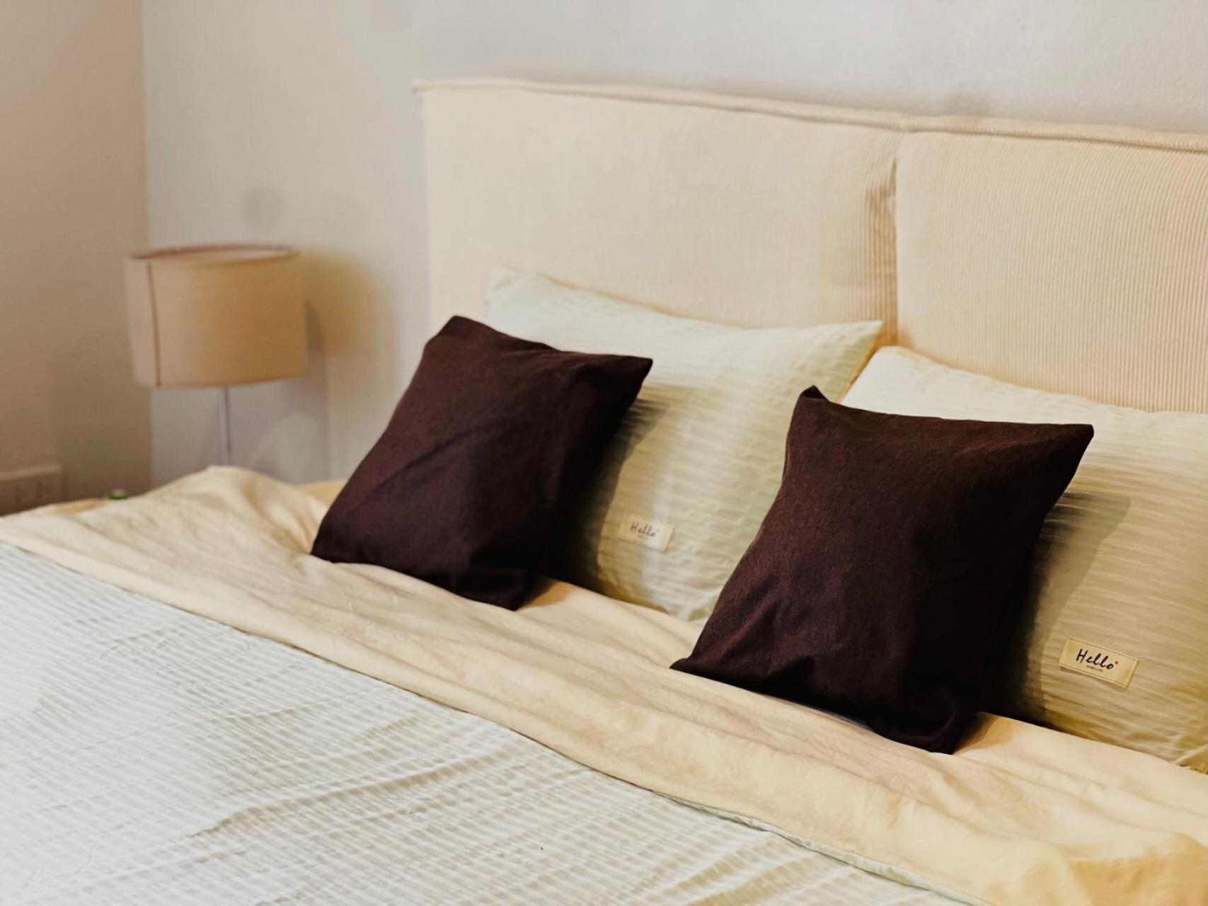 Villa House 3 Rooms,silom,china Town,bts Surasak *