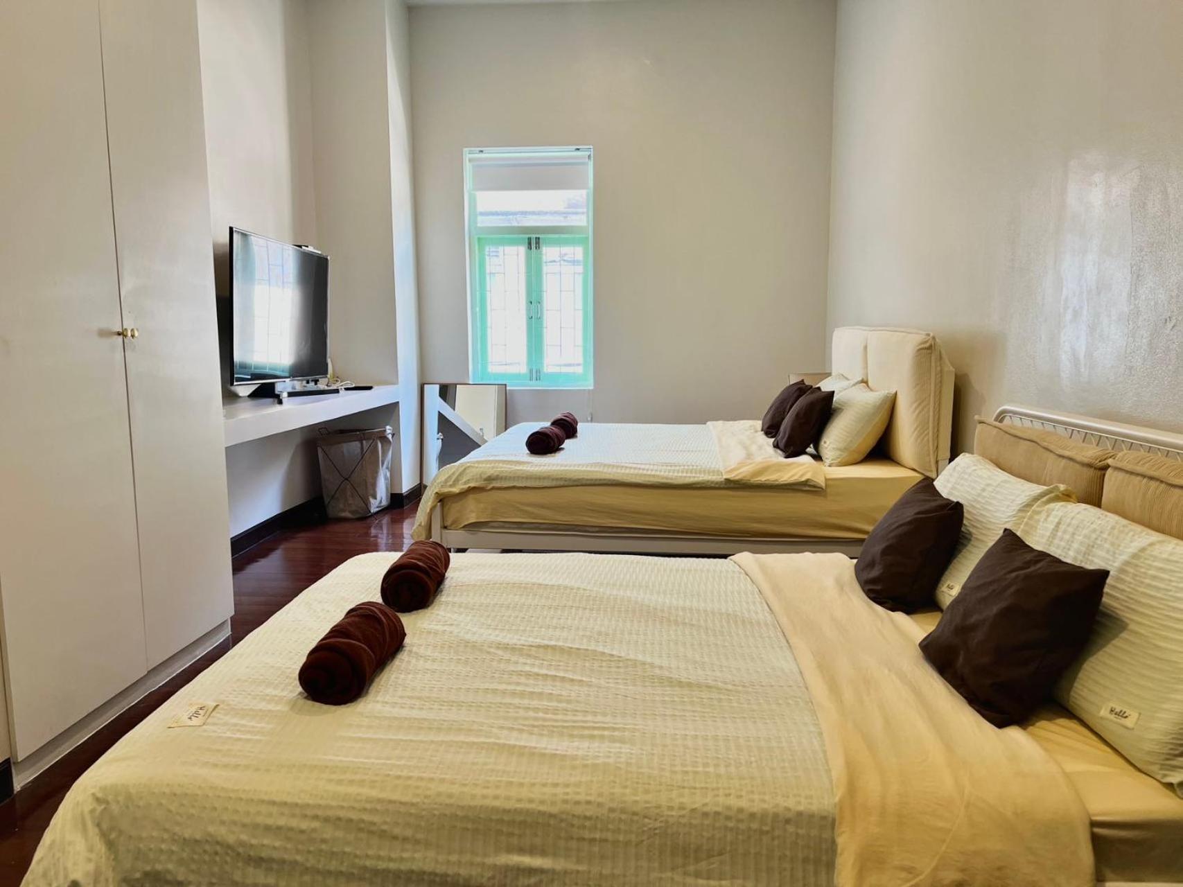 House 3 Rooms,silom,china Town,bts Surasak Villa Bangkok