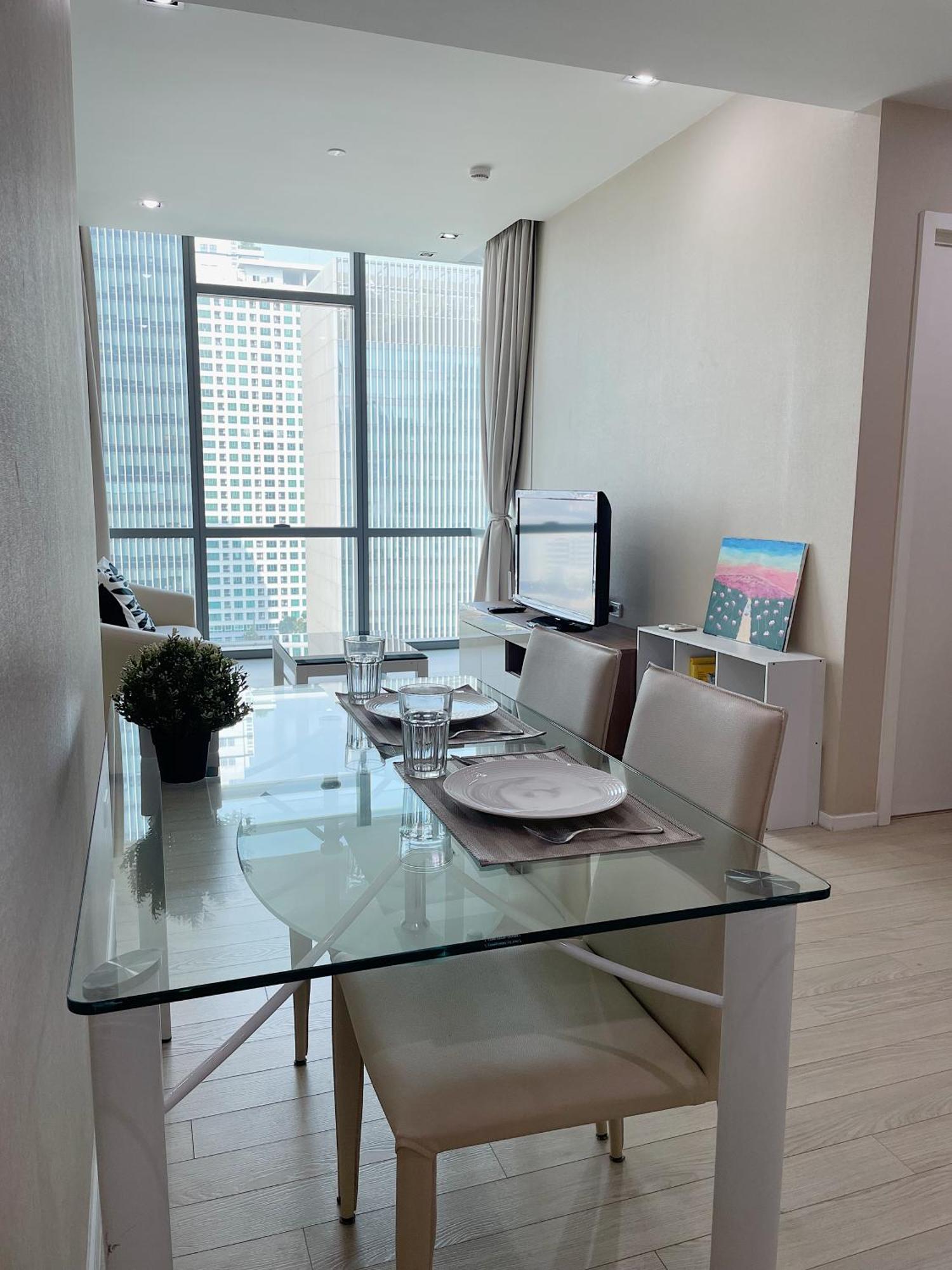 Modern Luxury 55 Sqm Highfloor View Asok Bangkok