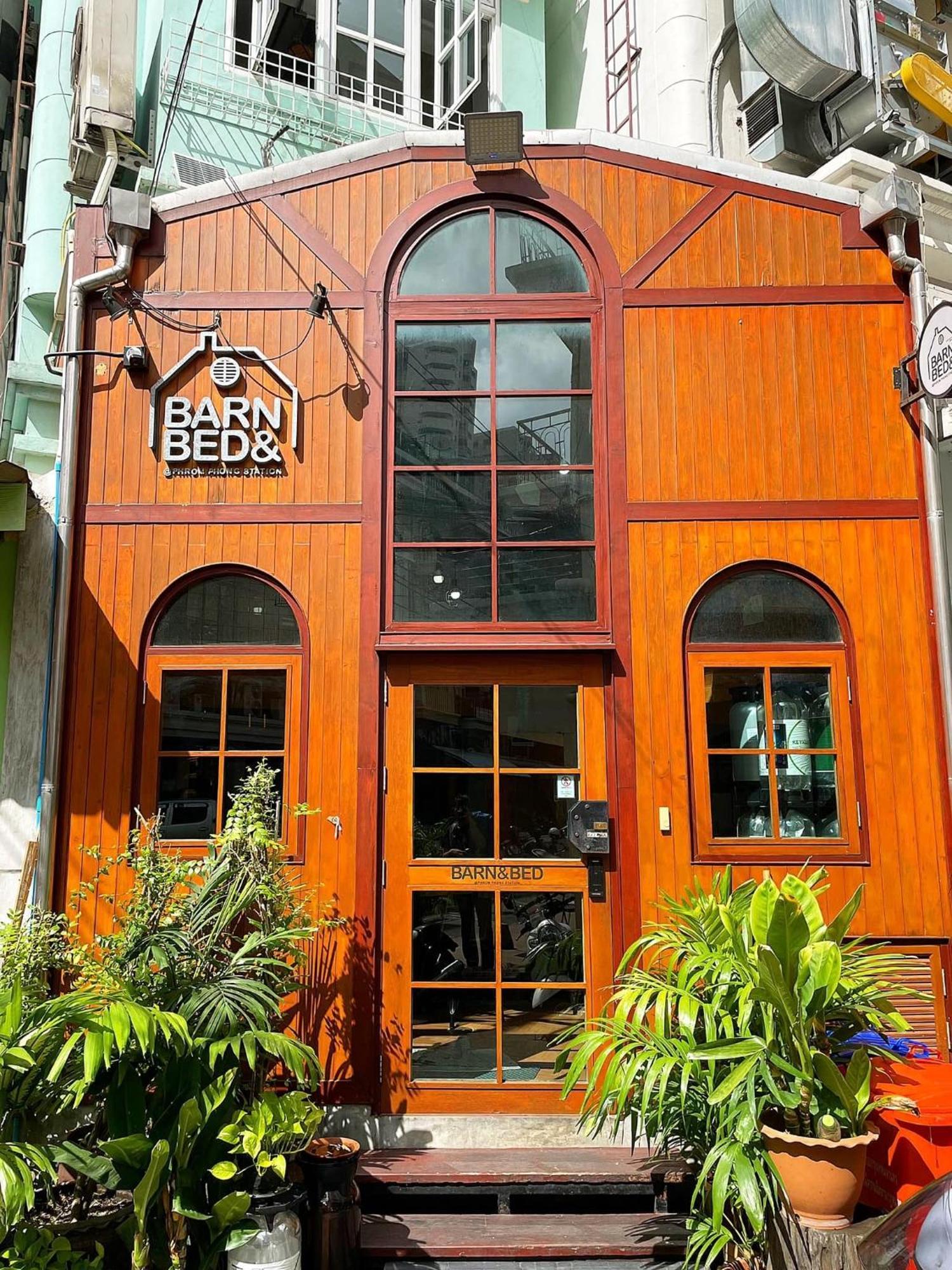 Barn&bed Hostel *