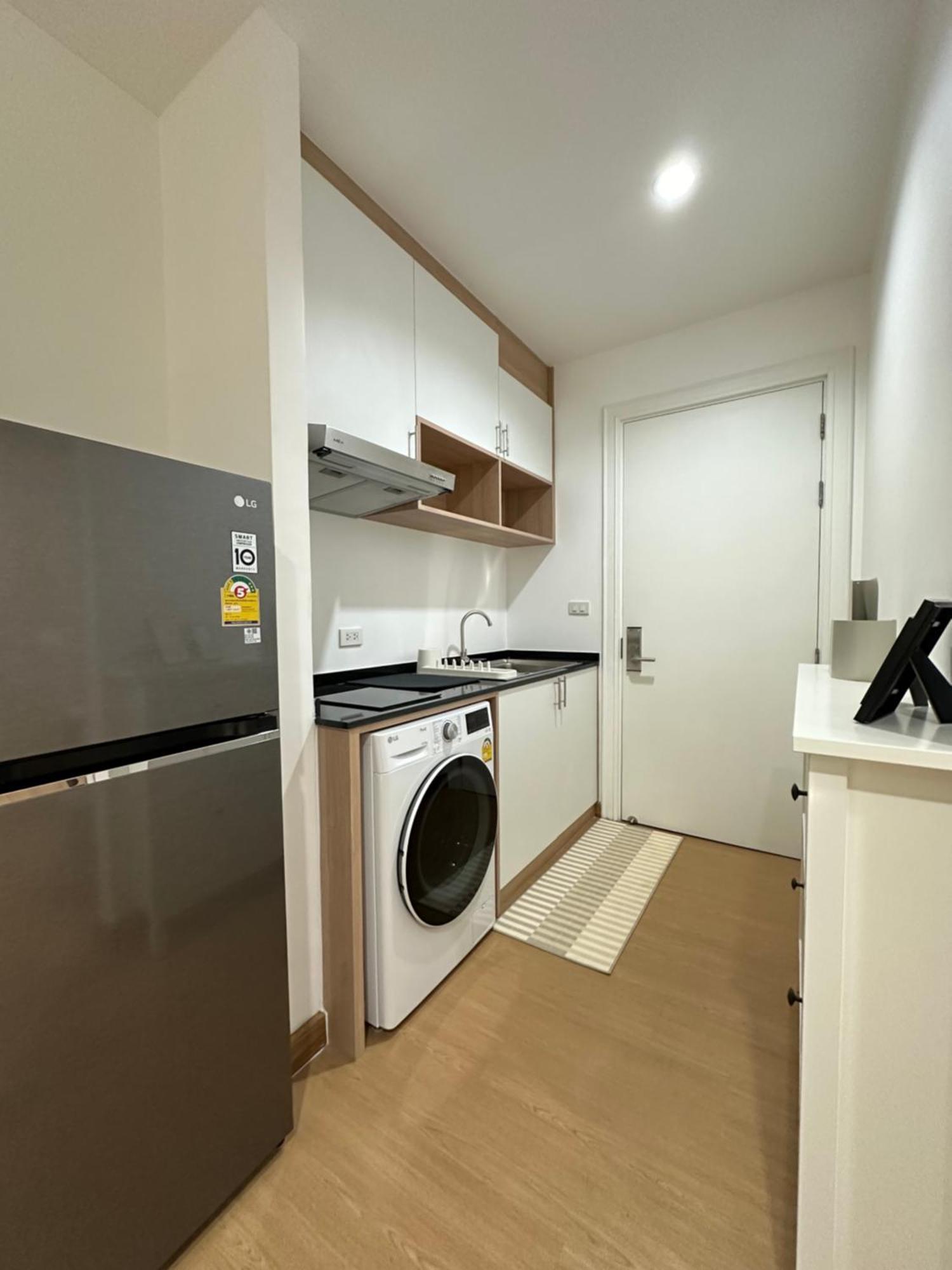 Apartment 6th Avenue Sukhumvit Bkk 407 Bts Asoke Nana *