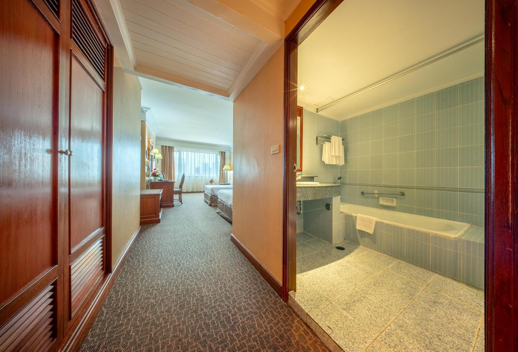 Royal Benja 5* Bangkok