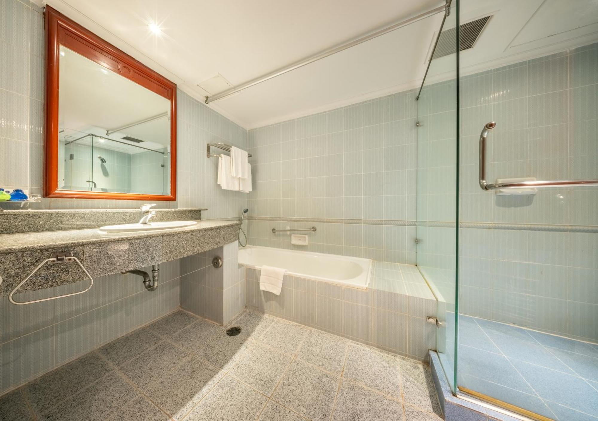 Royal Benja Hotel Bangkok
