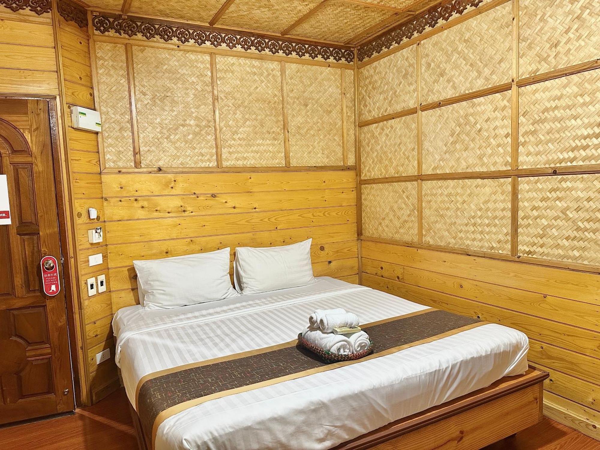 Montri Donmuang 2* Bangkok