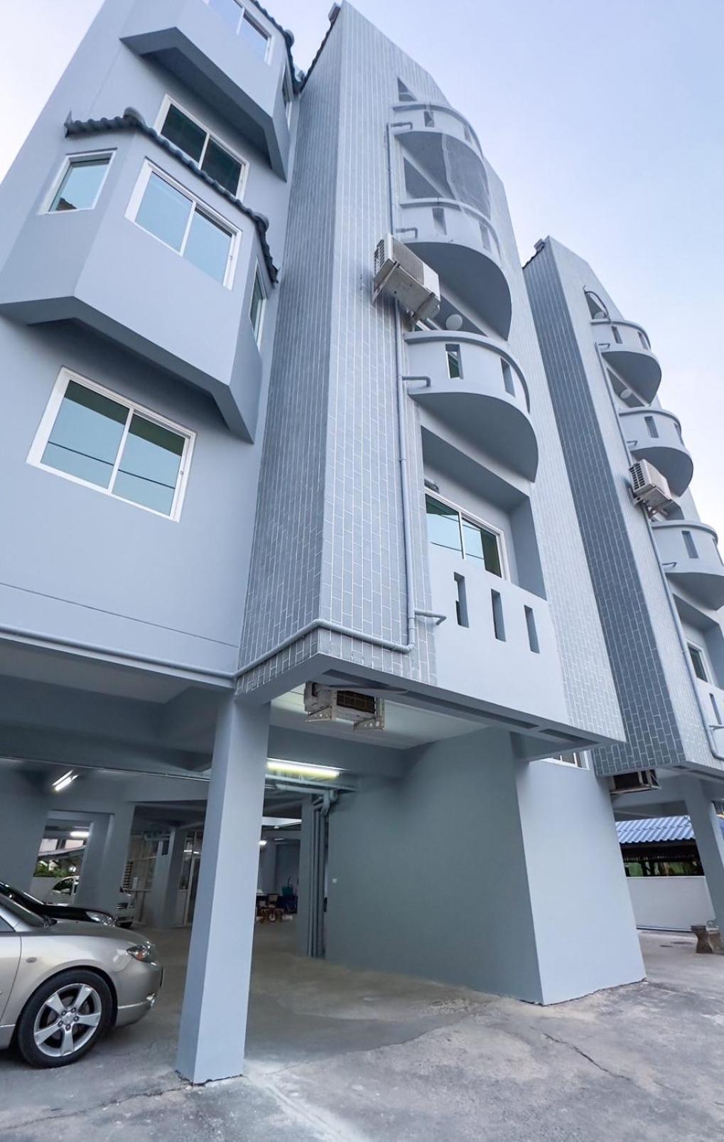 Baan Khun Pra Duplex Rm3 Bangkok Apartment